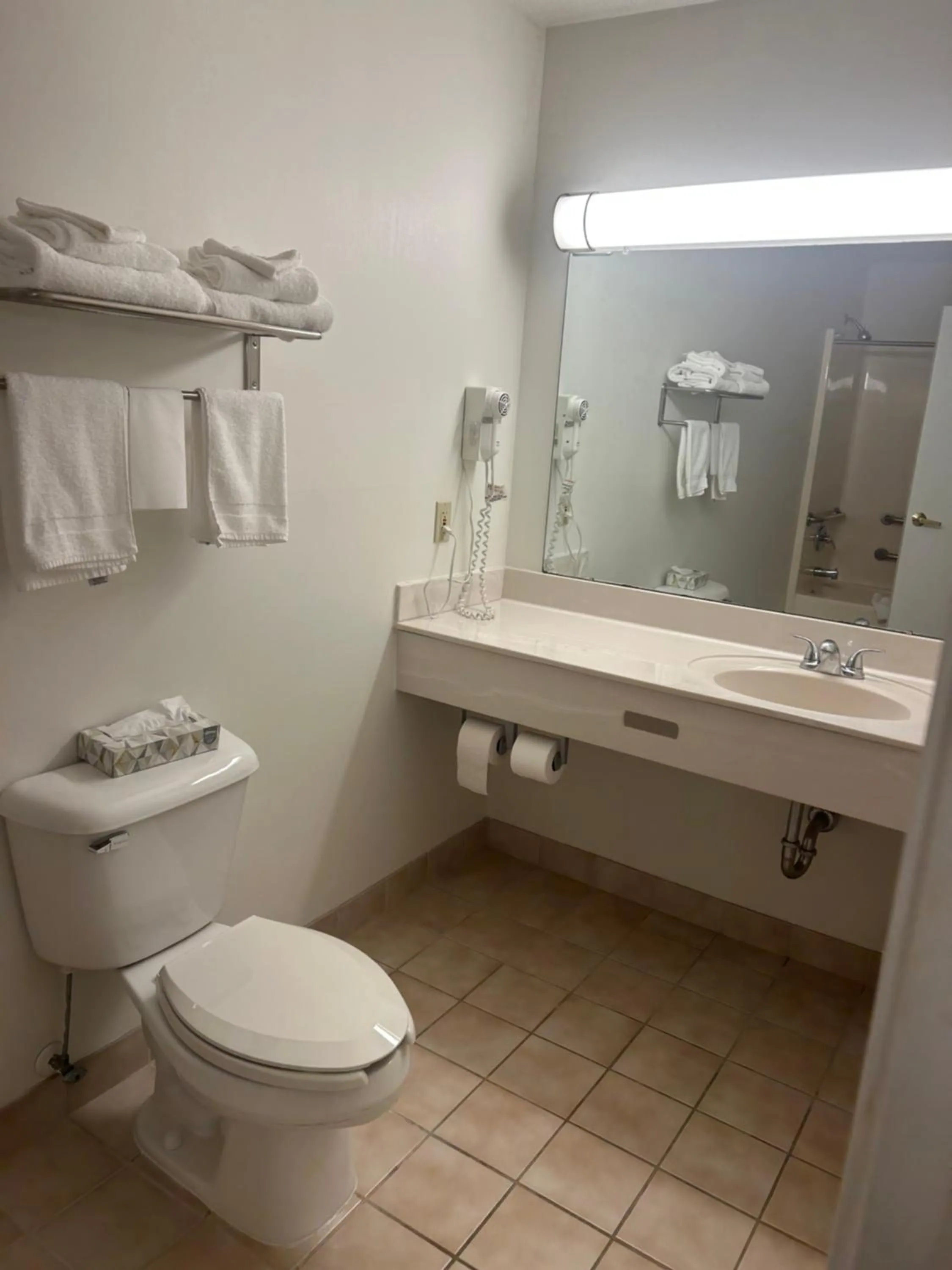 GrandStay Hotel & Suites Hastings