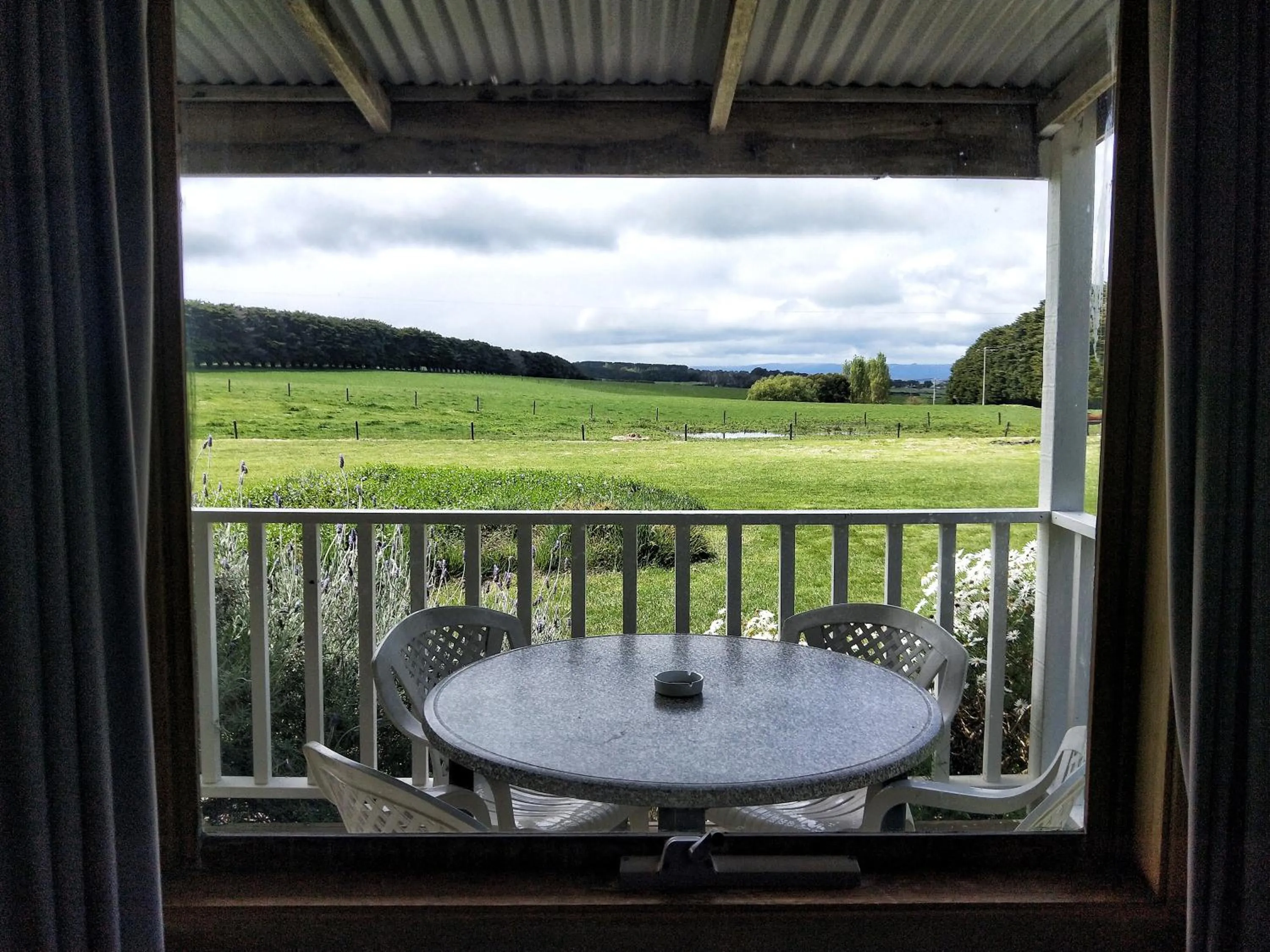 Landmark view in Twelve Apostles Motel & Country Retreat