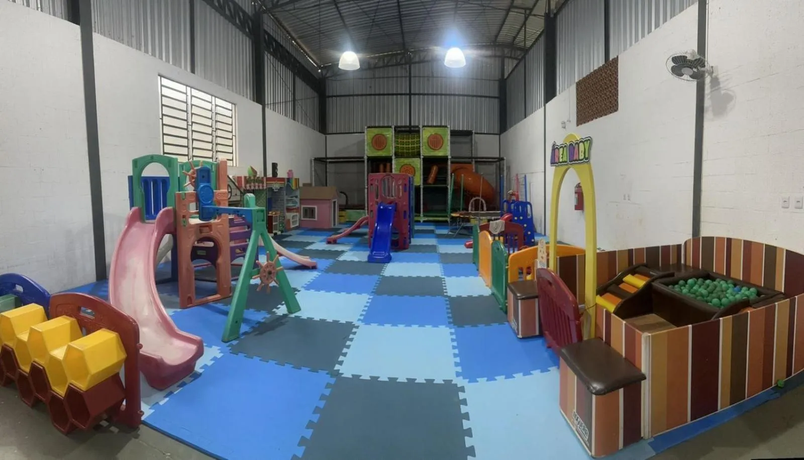 Children play ground in Hotel Fazenda Santa Barbara