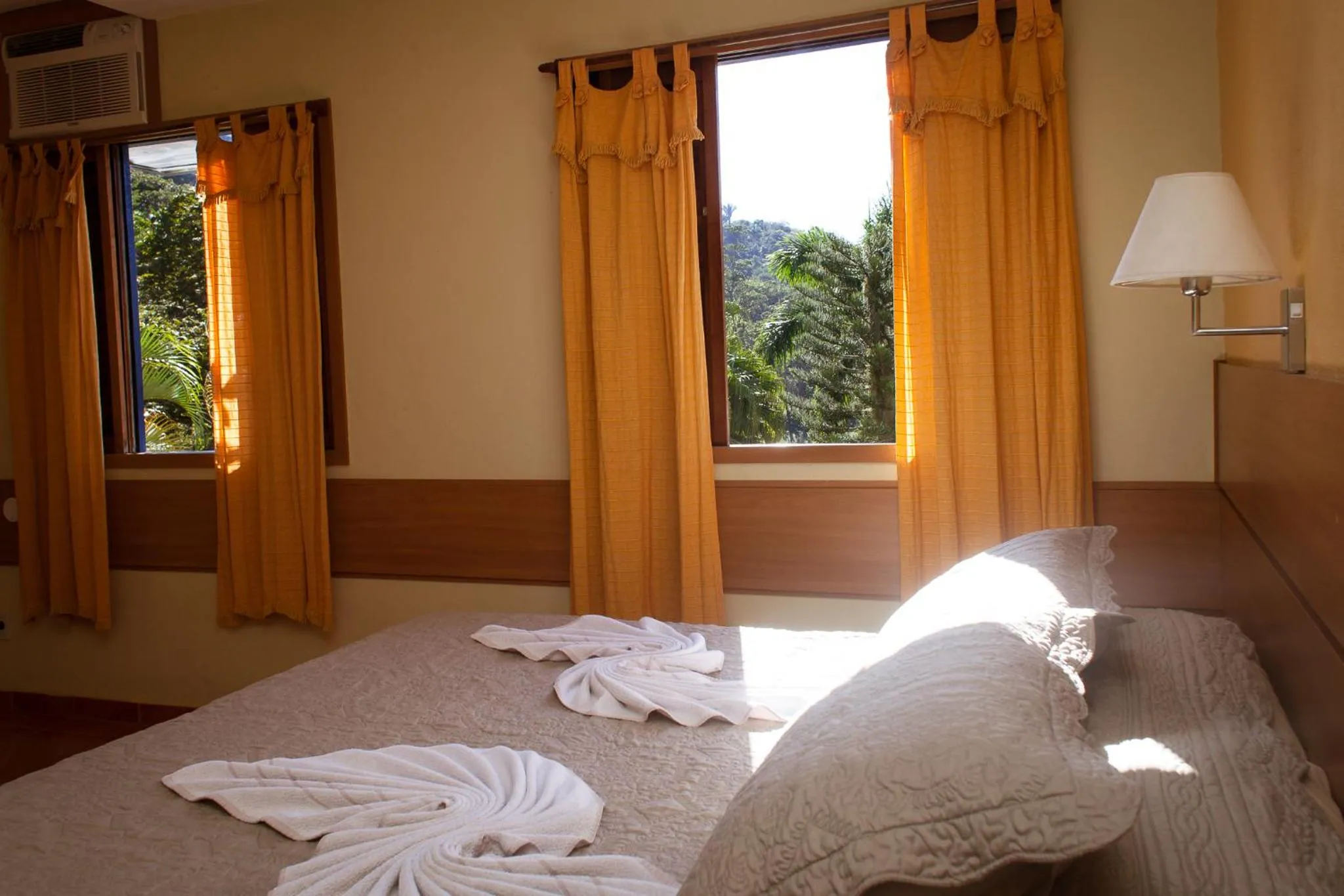 Bed in Hotel Fazenda Santa Barbara