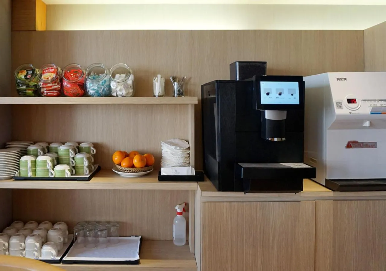 Royal Inn Taipei Nanxi - MRT Zhongshan Station