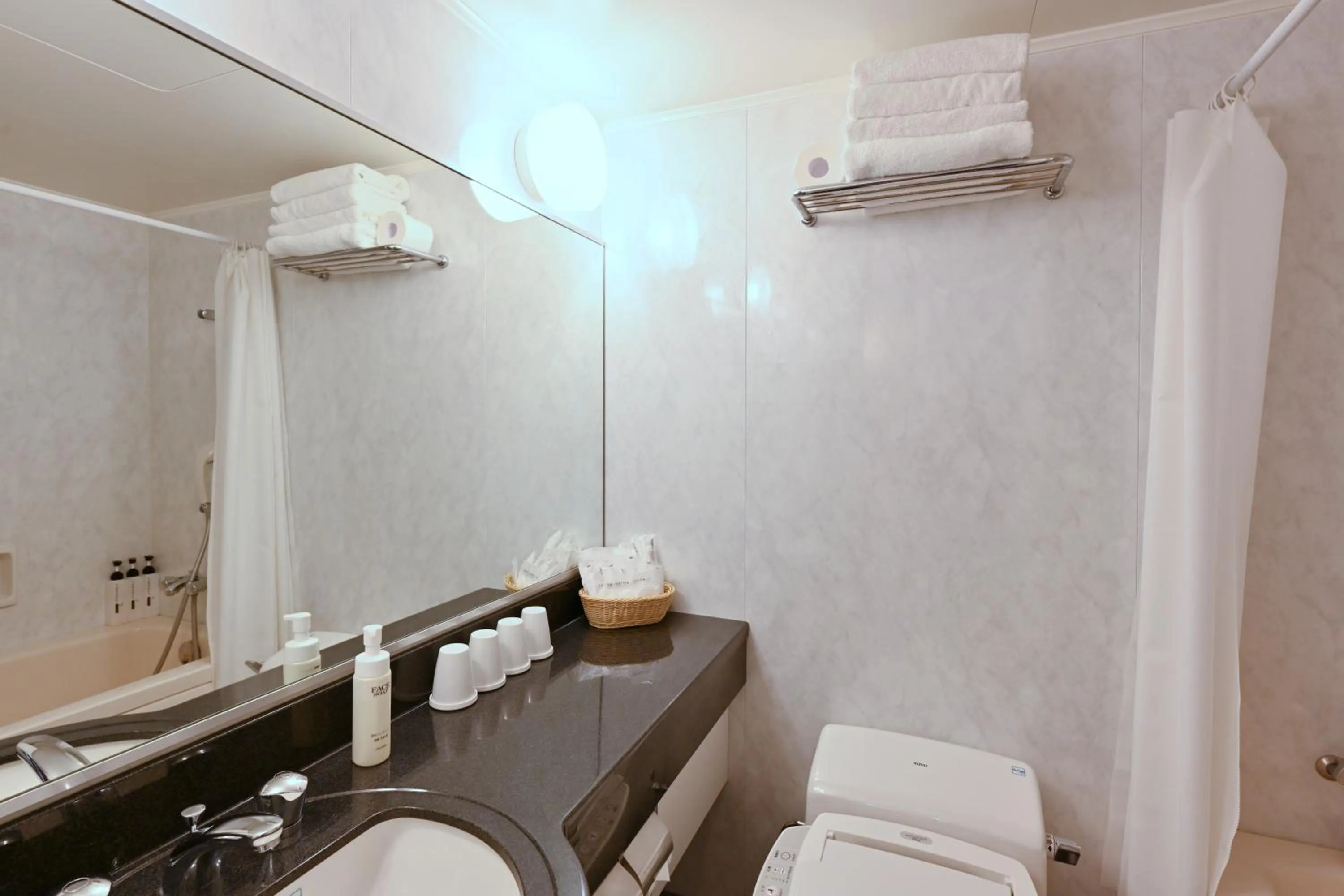 Bathroom in Beach Hotel Sunshine Ishigakijima