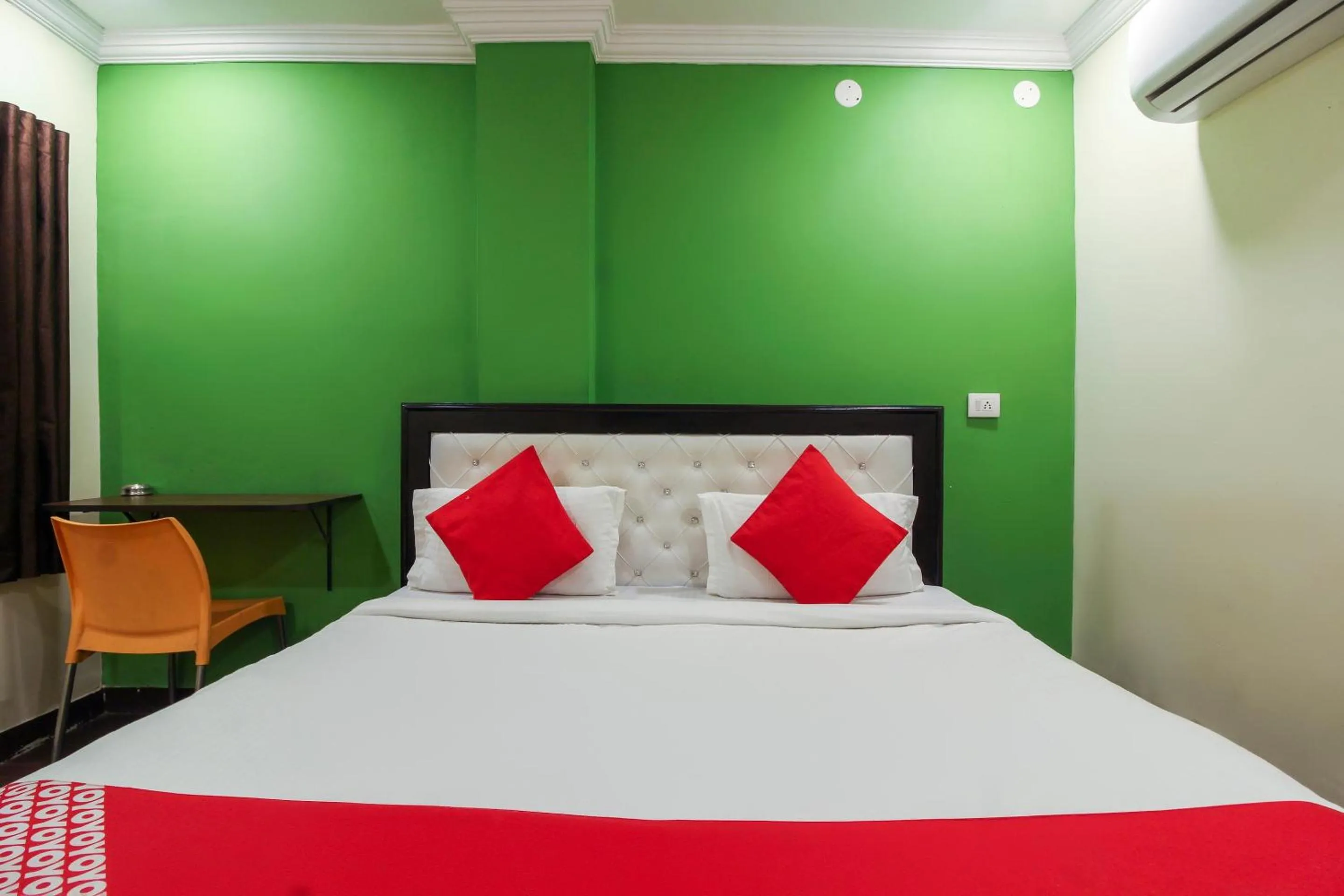 Bedroom, Bed in Hotel O Happy Guest House near LV Prasad eye Hospital