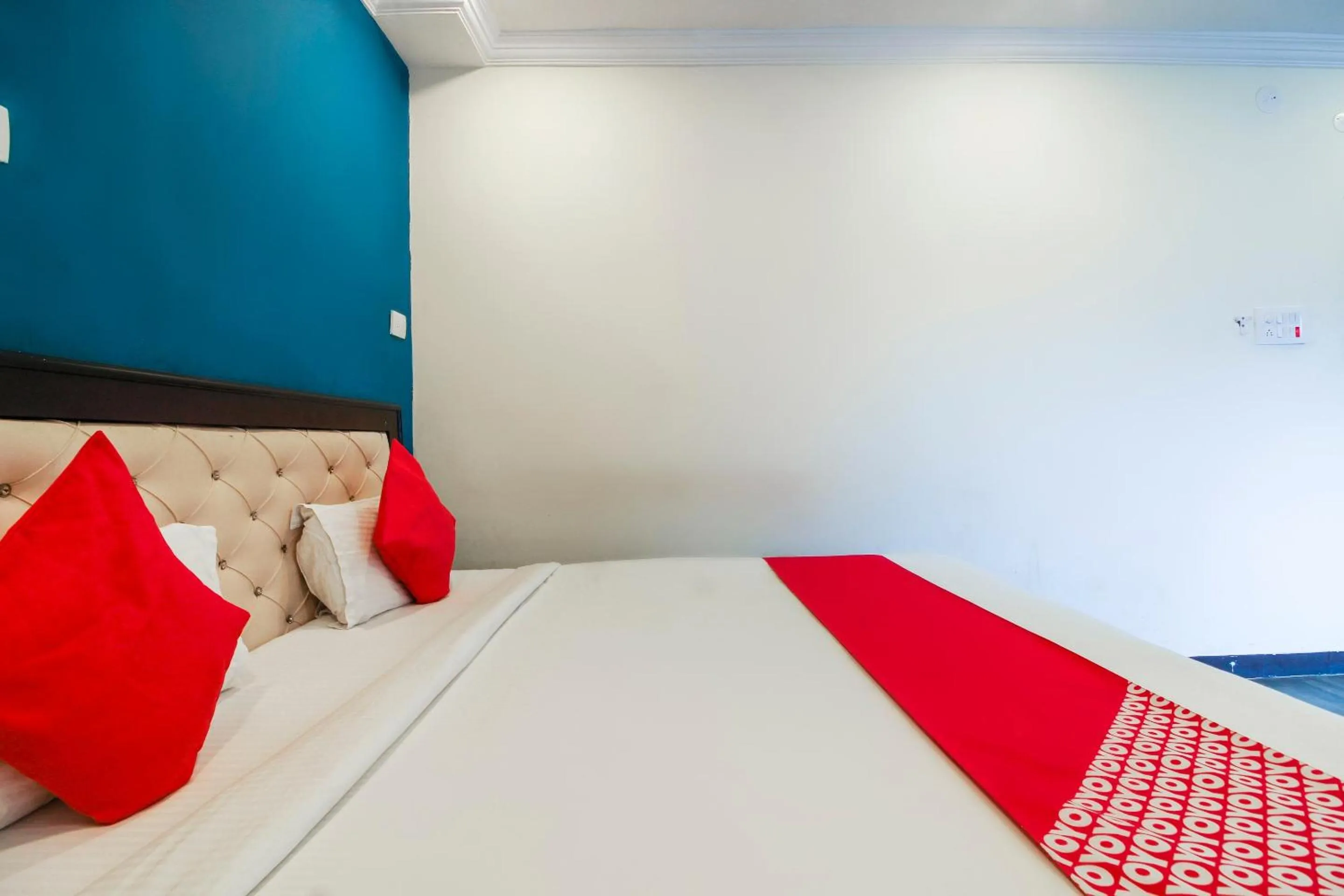 Bedroom, Bed in Hotel O Happy Guest House near LV Prasad eye Hospital