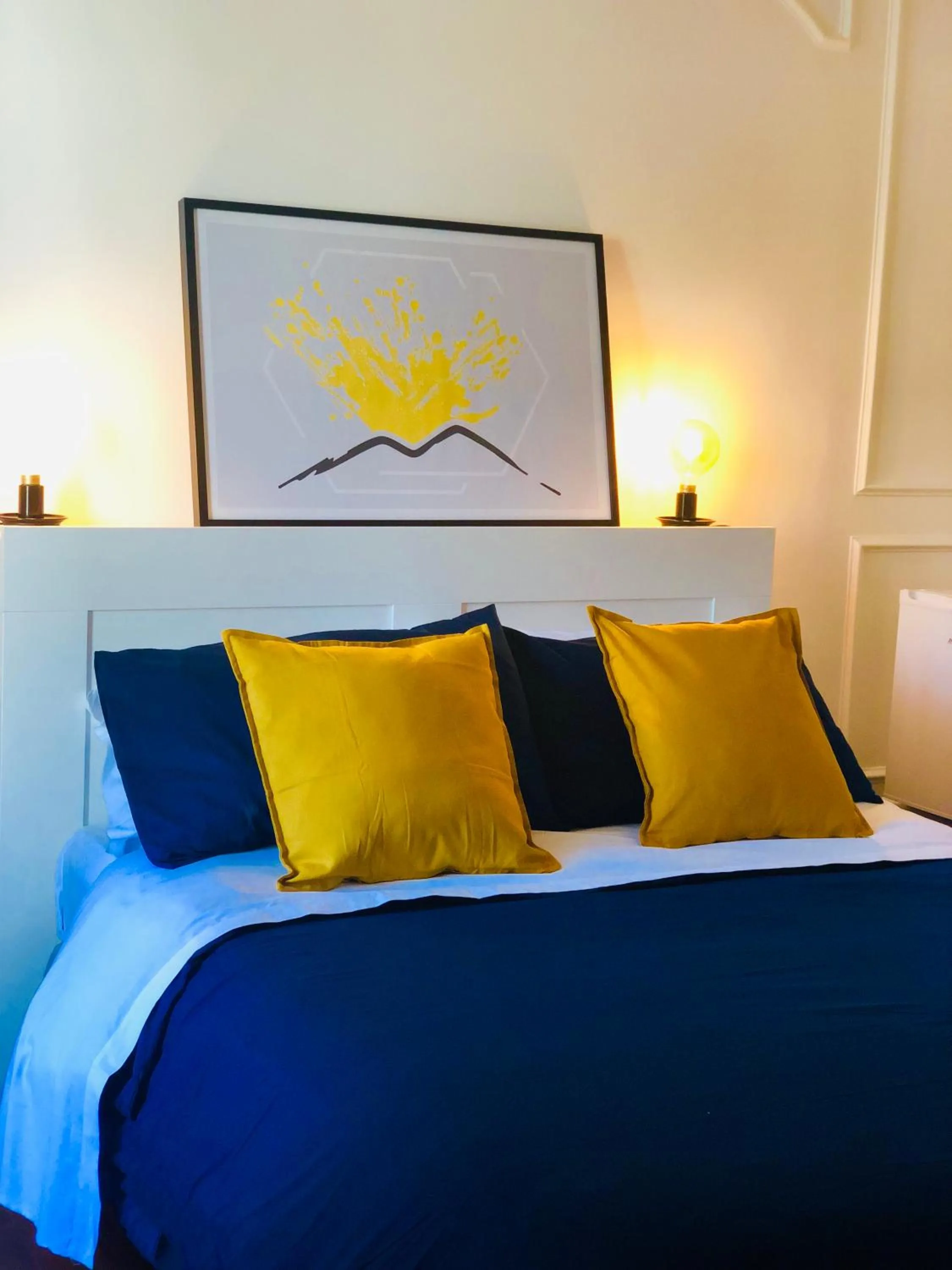 Bed in Civico Vesuvio B&B