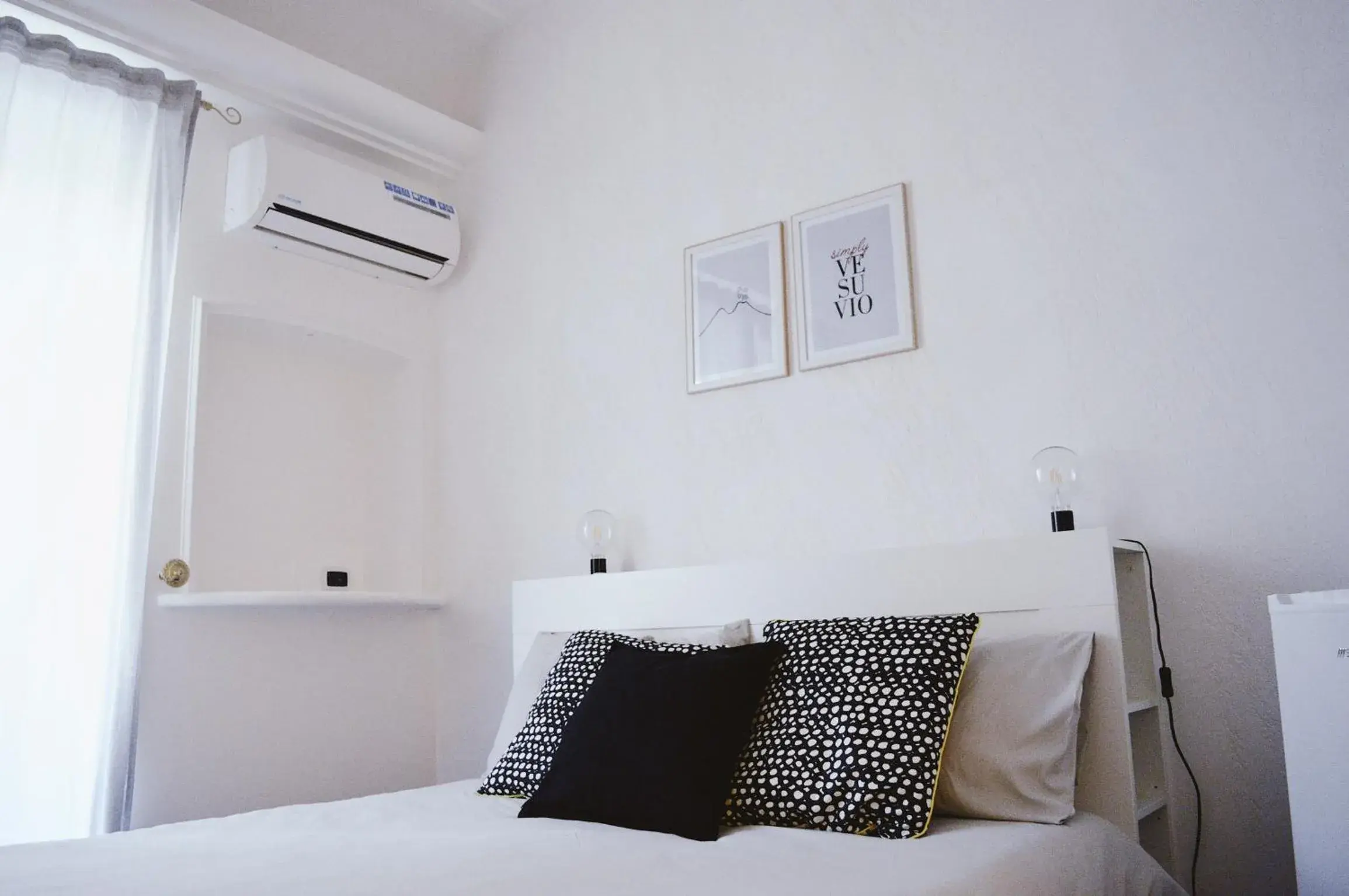 Double Room with Private External Bathroom in Civico Vesuvio B&B Double Room with Private External Bathroom in Civico Vesuvio B&B