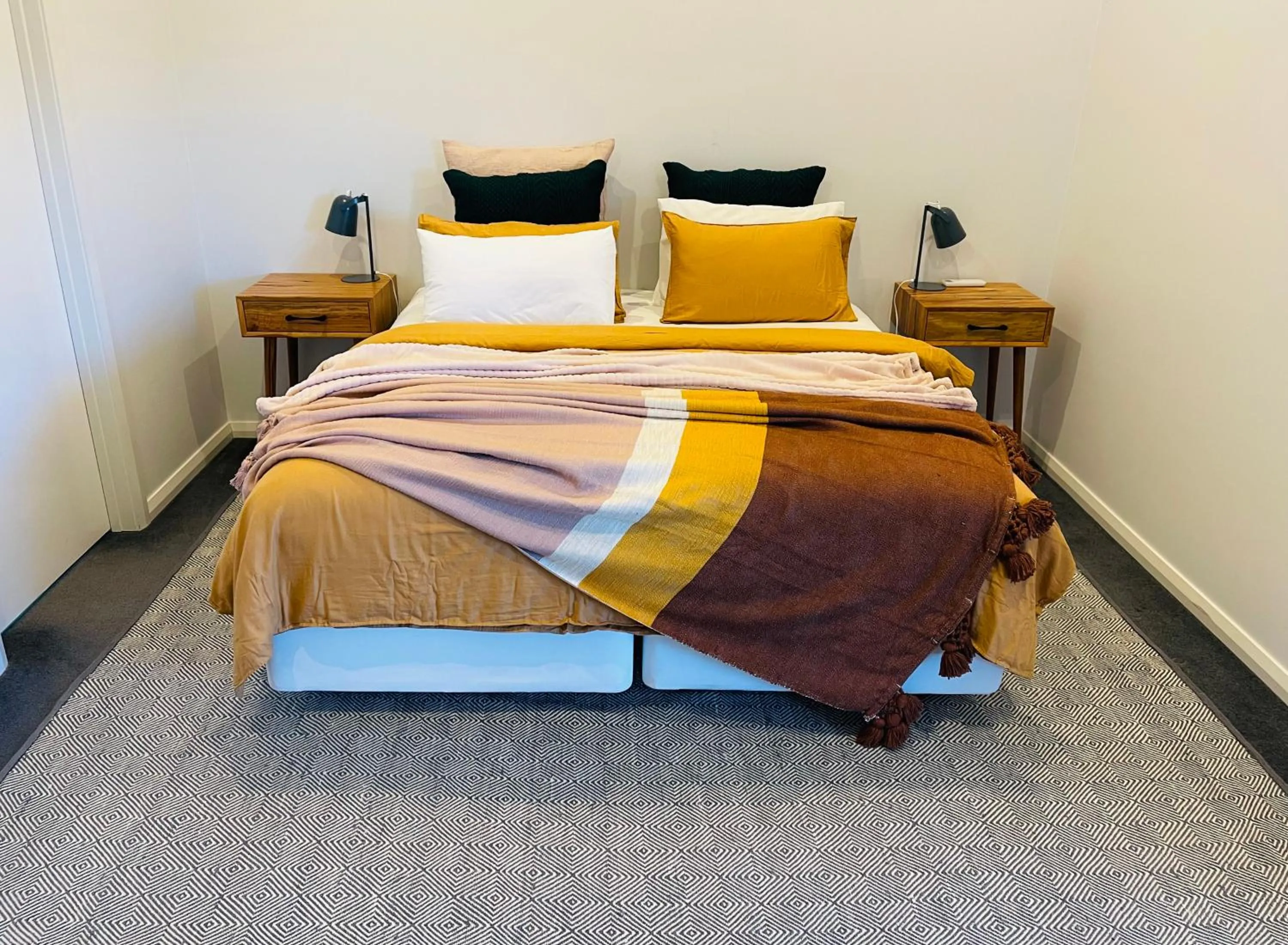 Bed in Vintages Accommodation