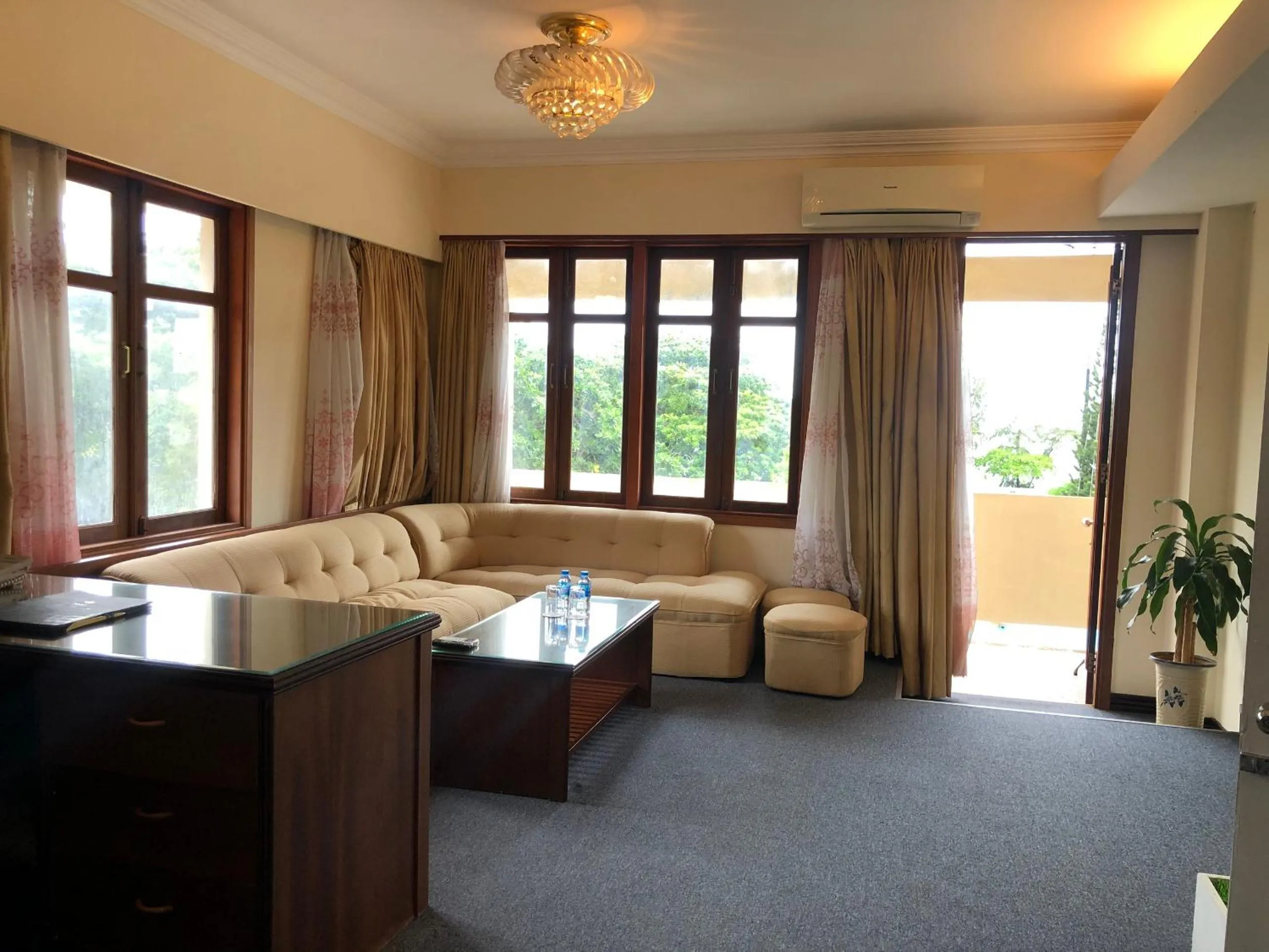 Living room in Rex Hotel Vung Tau