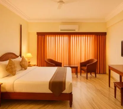 Photo of the whole room, Bed in Hotel Hilltop Palace