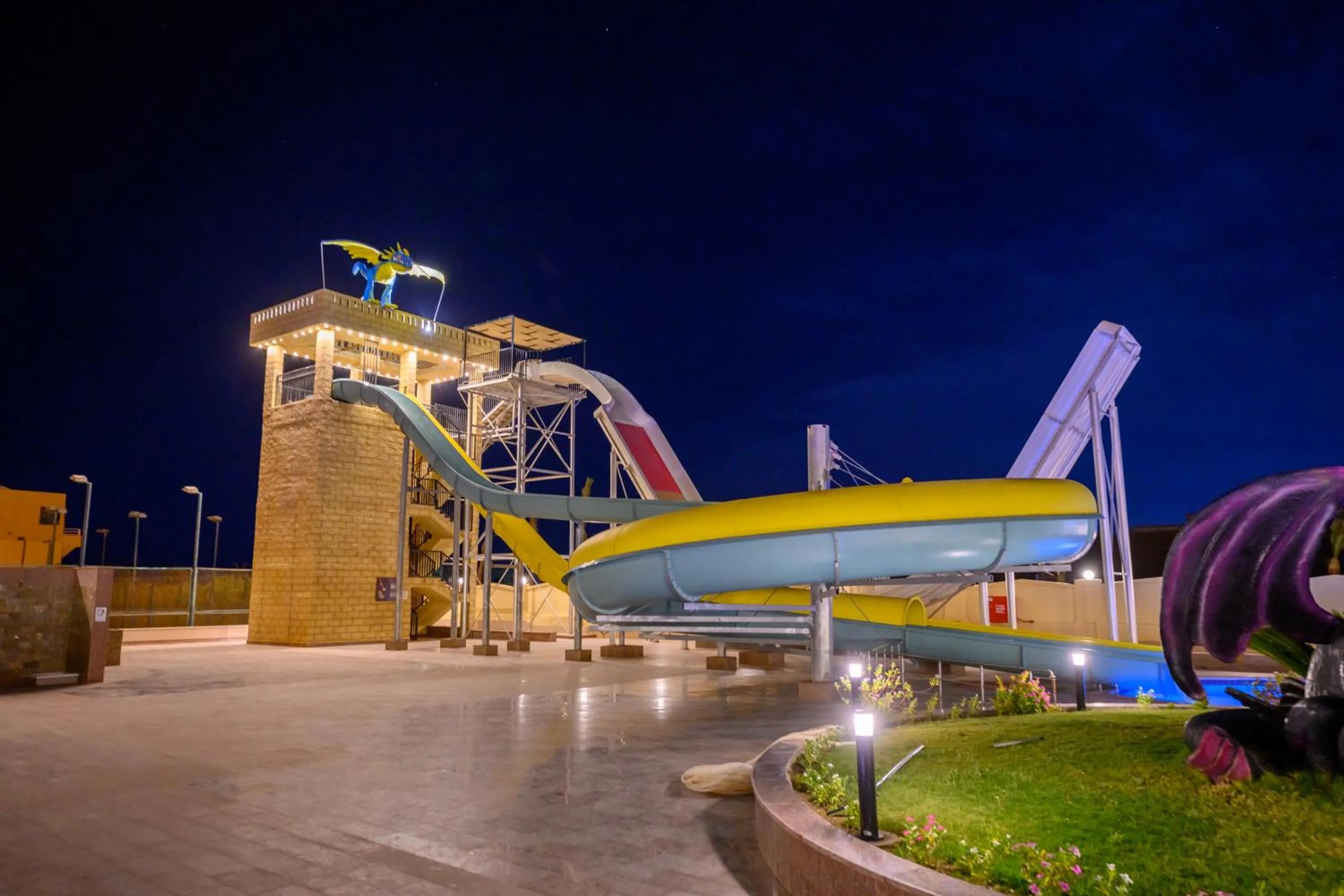 Night in Golden Beach Resort