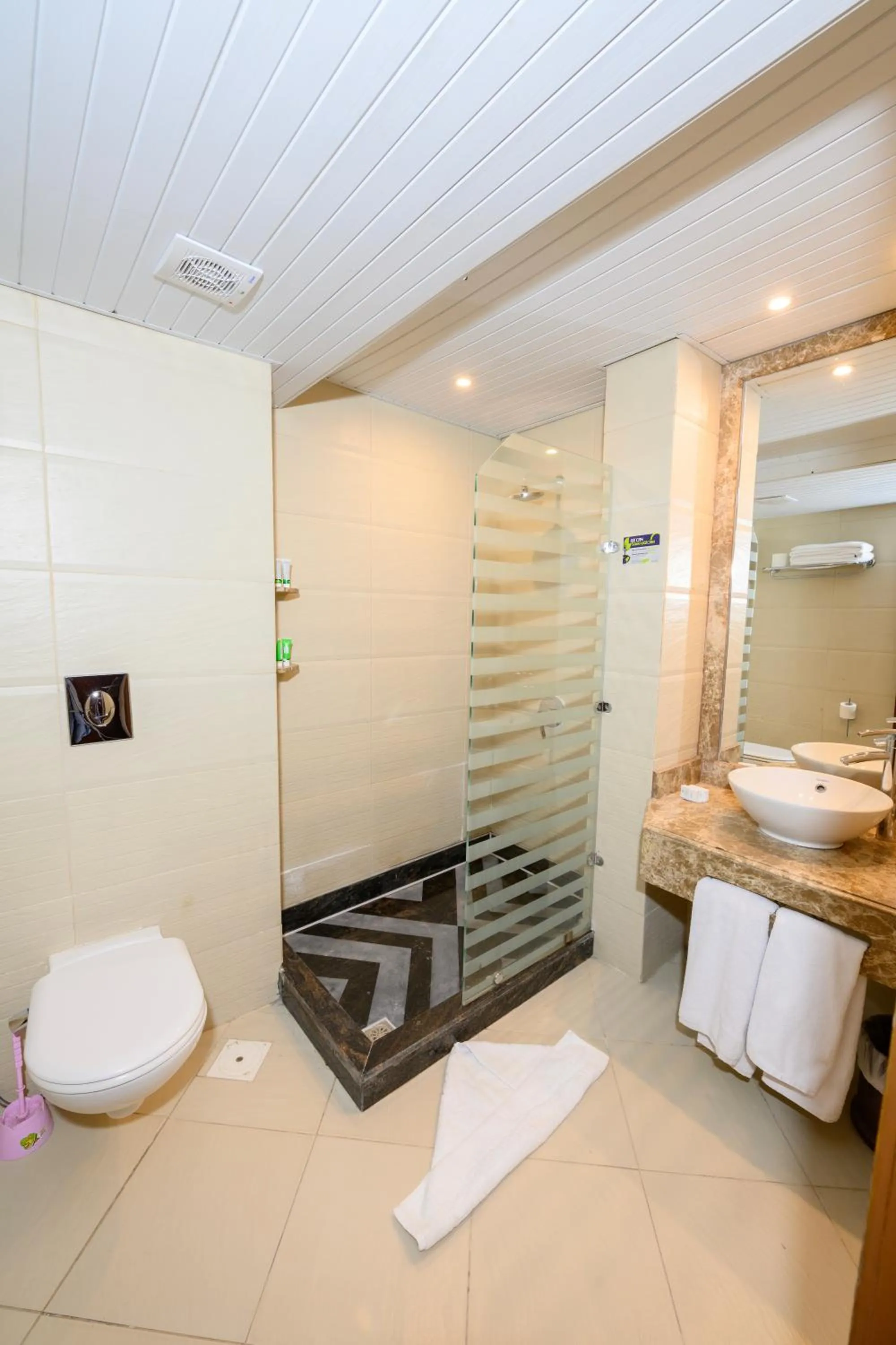 Bathroom in Golden Beach Resort