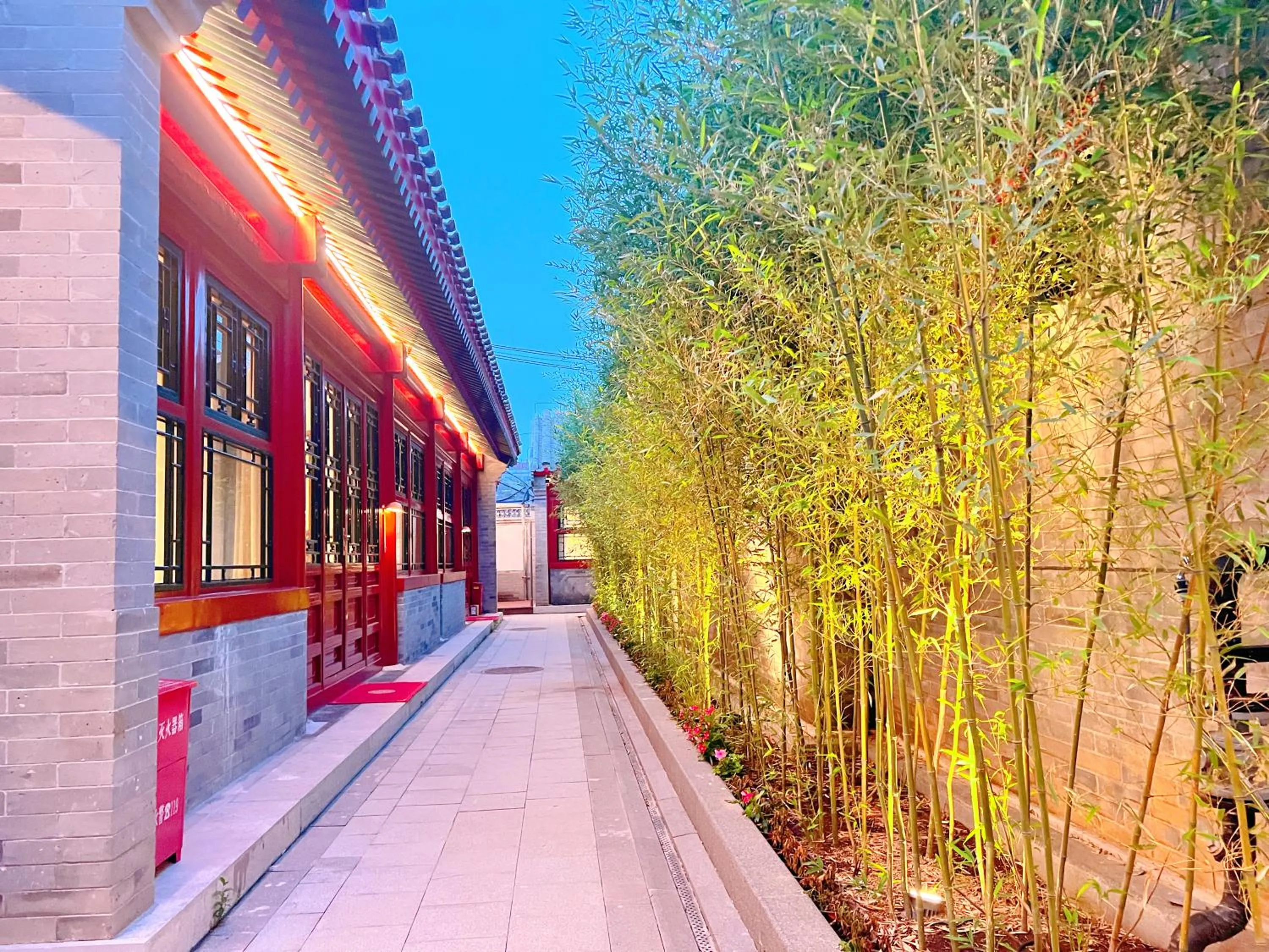 Property building in Jingshan Garden Hotel