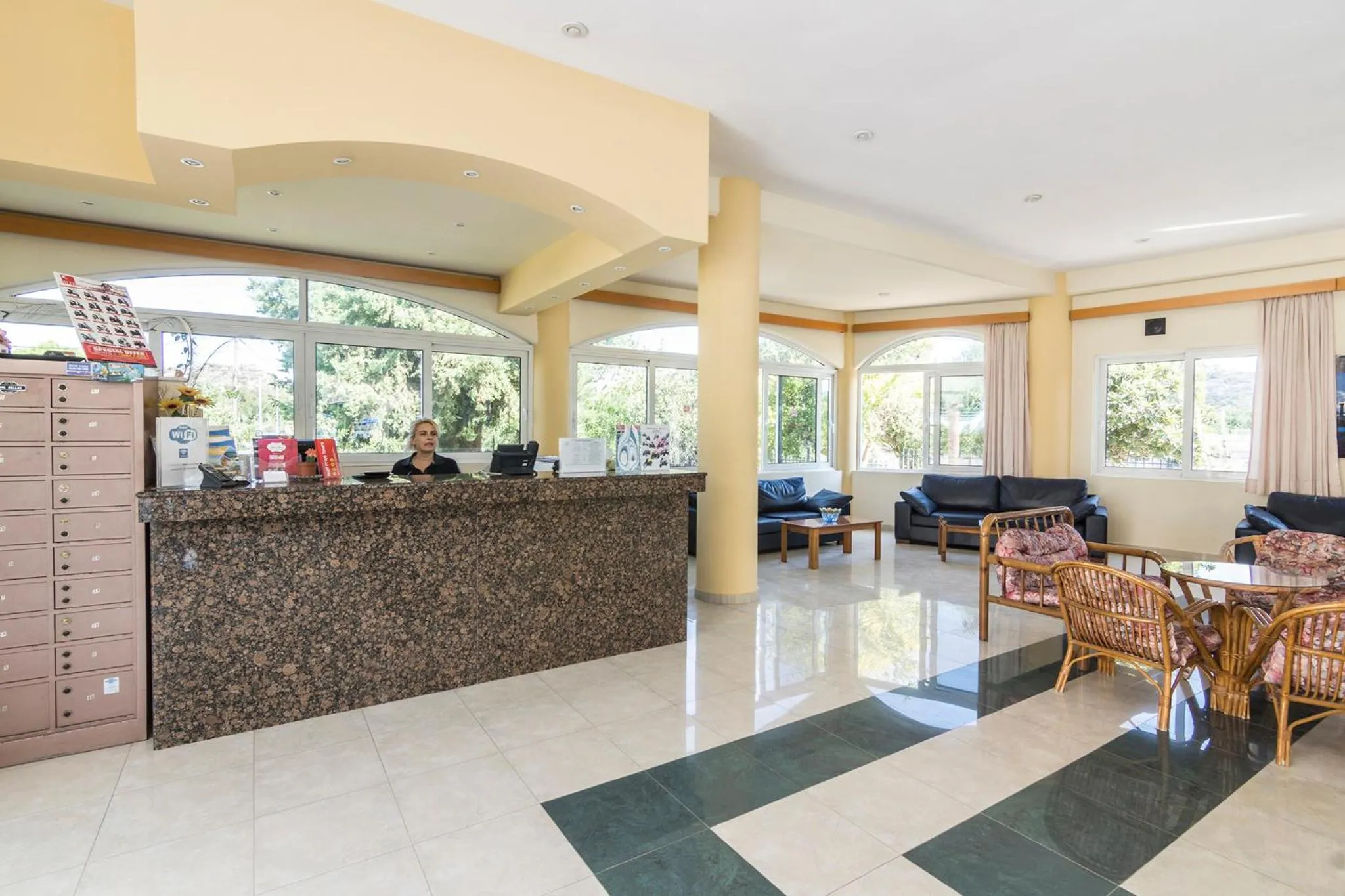 Lobby or reception in Tivoli Hotel