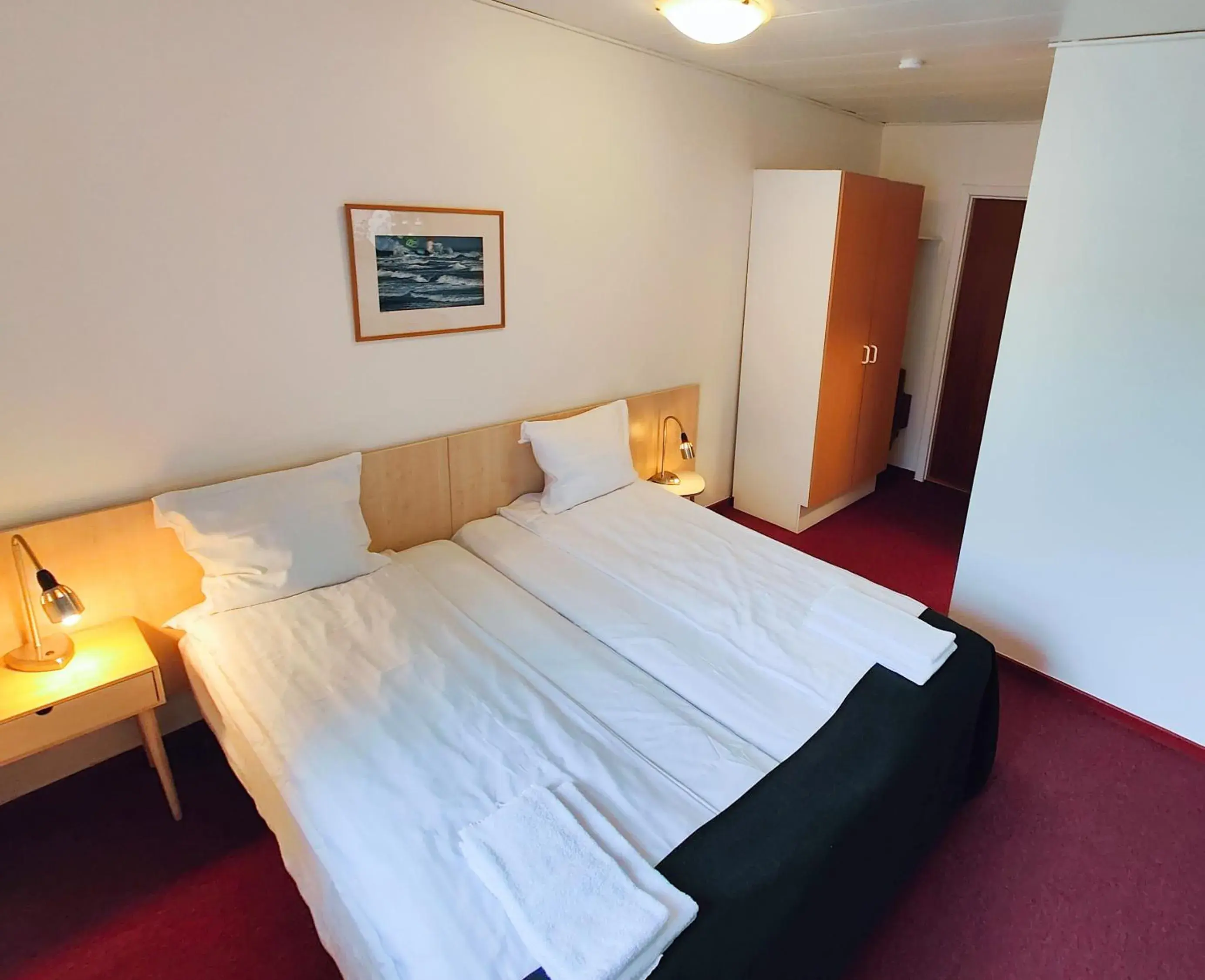 Suite - single occupancy in Rønnes Hotel Suite - single occupancy in Rønnes Hotel