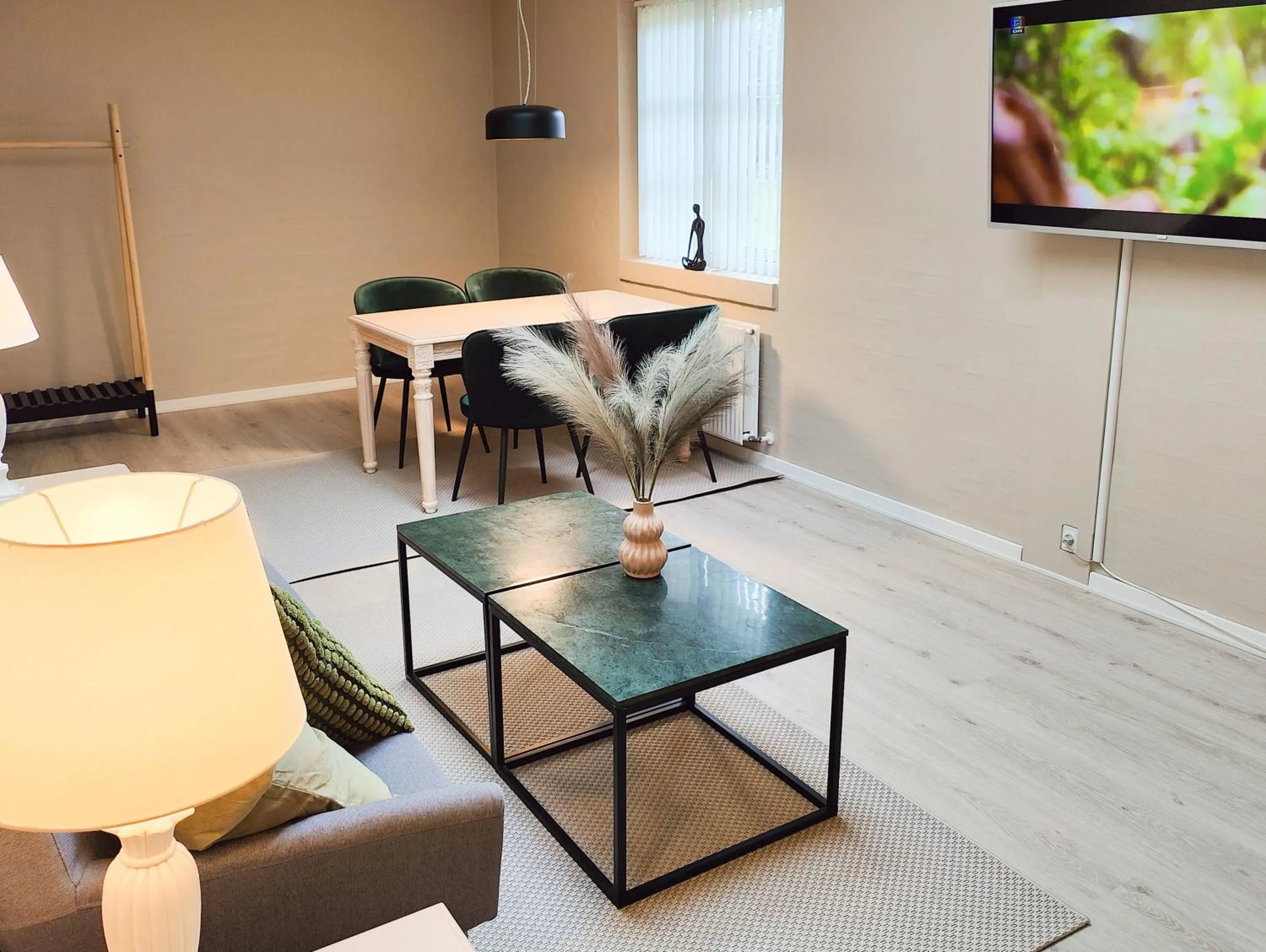 TV and multimedia in Rønnes Hotel