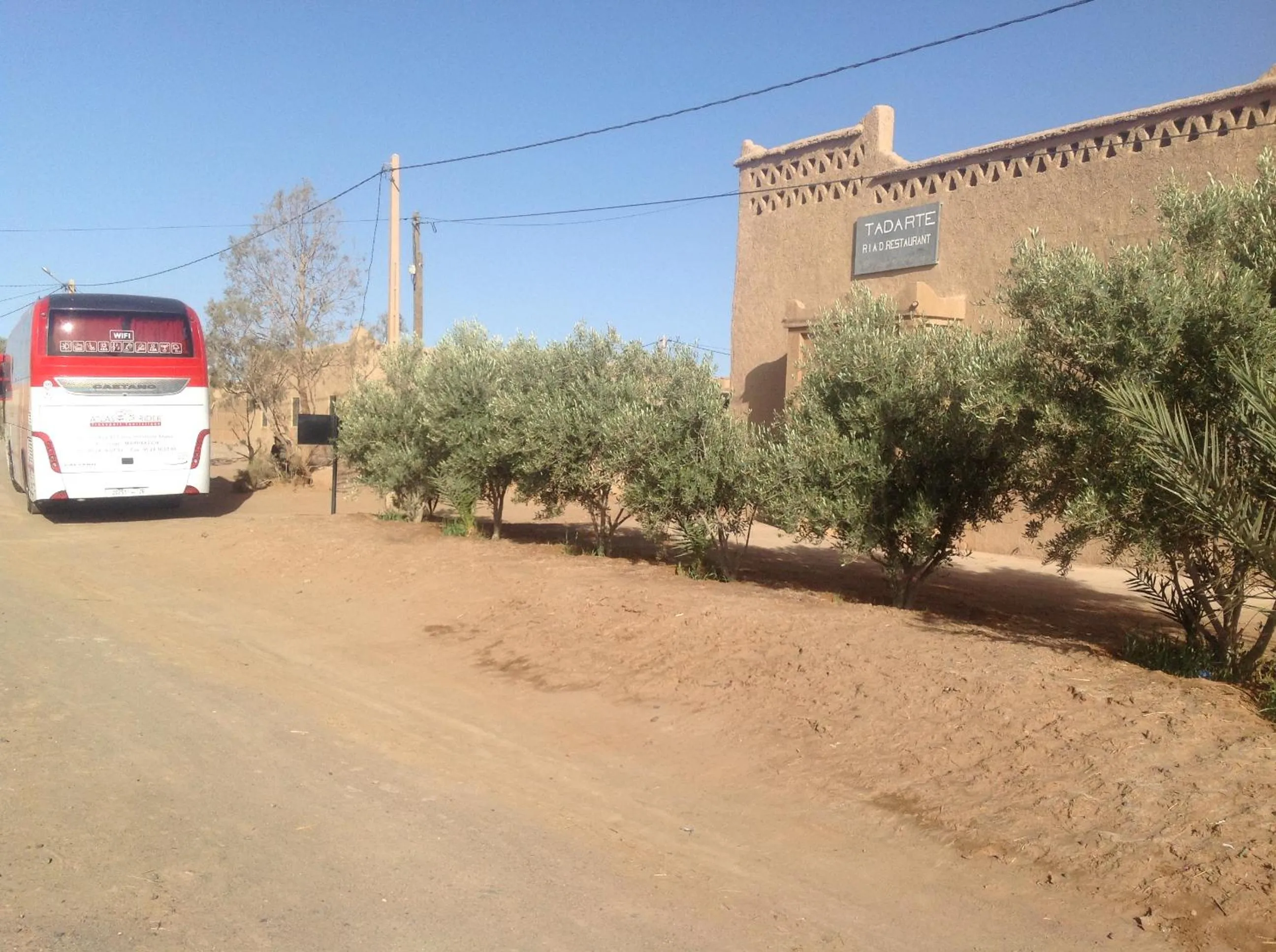 Spring in Hôtel Riad Tadarte Familier