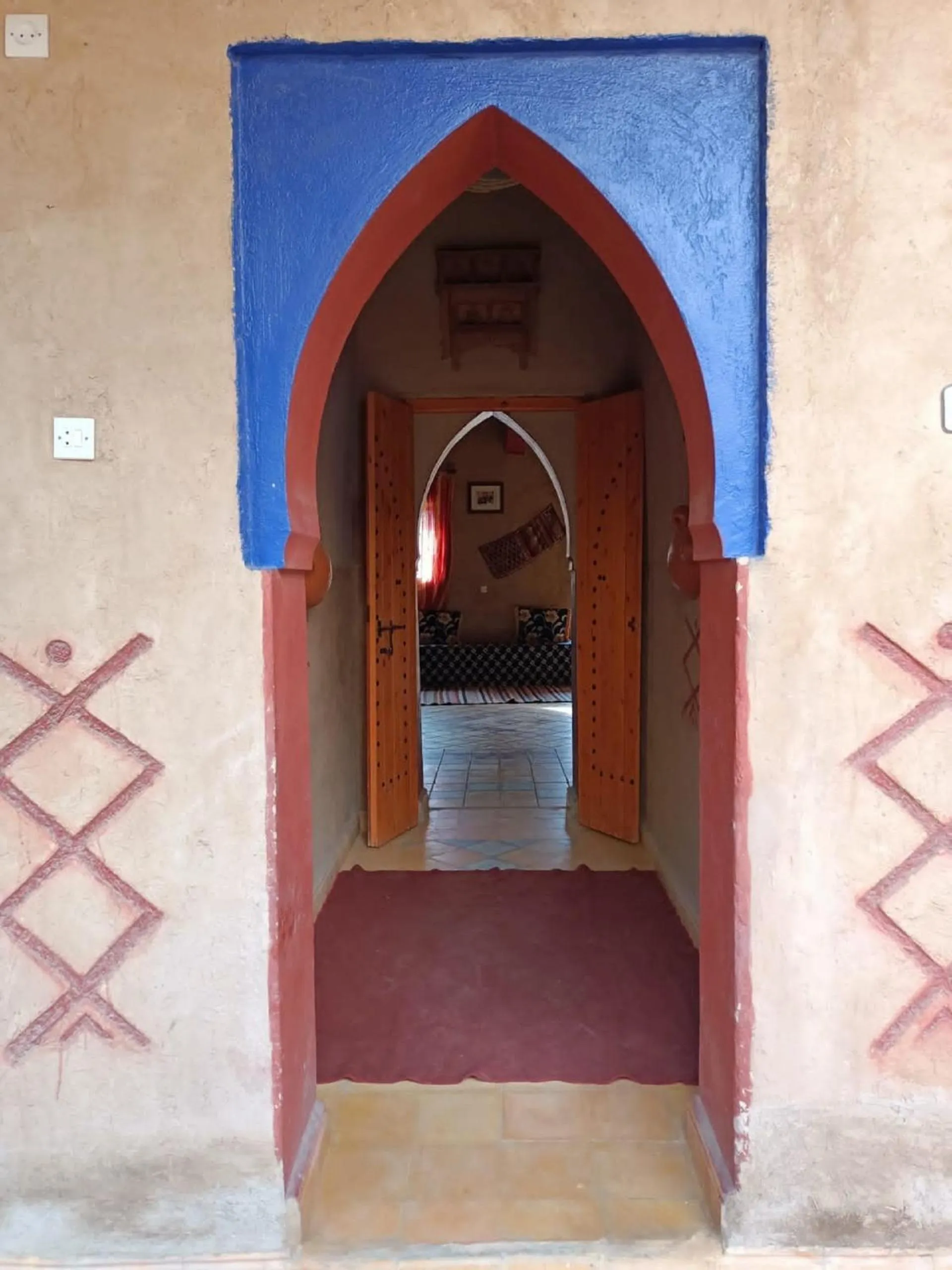 Facade/entrance in Hôtel Riad Tadarte Familier