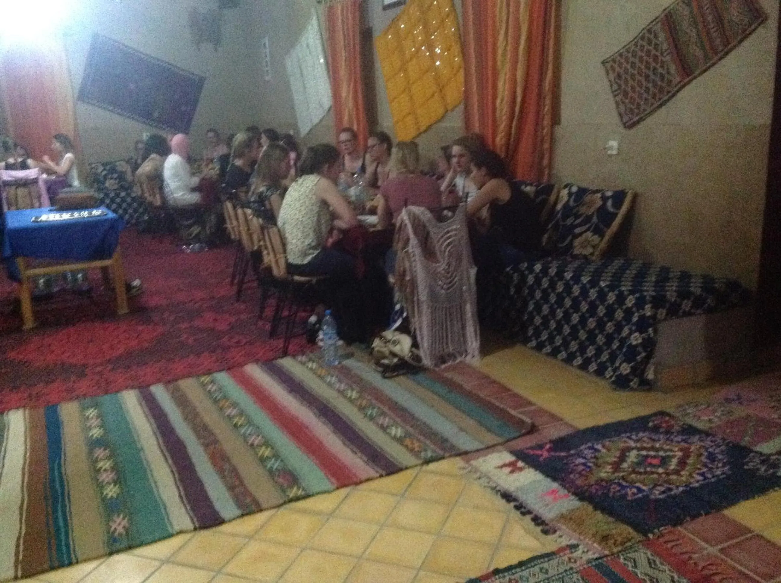 Restaurant/places to eat in Hôtel Riad Tadarte Familier