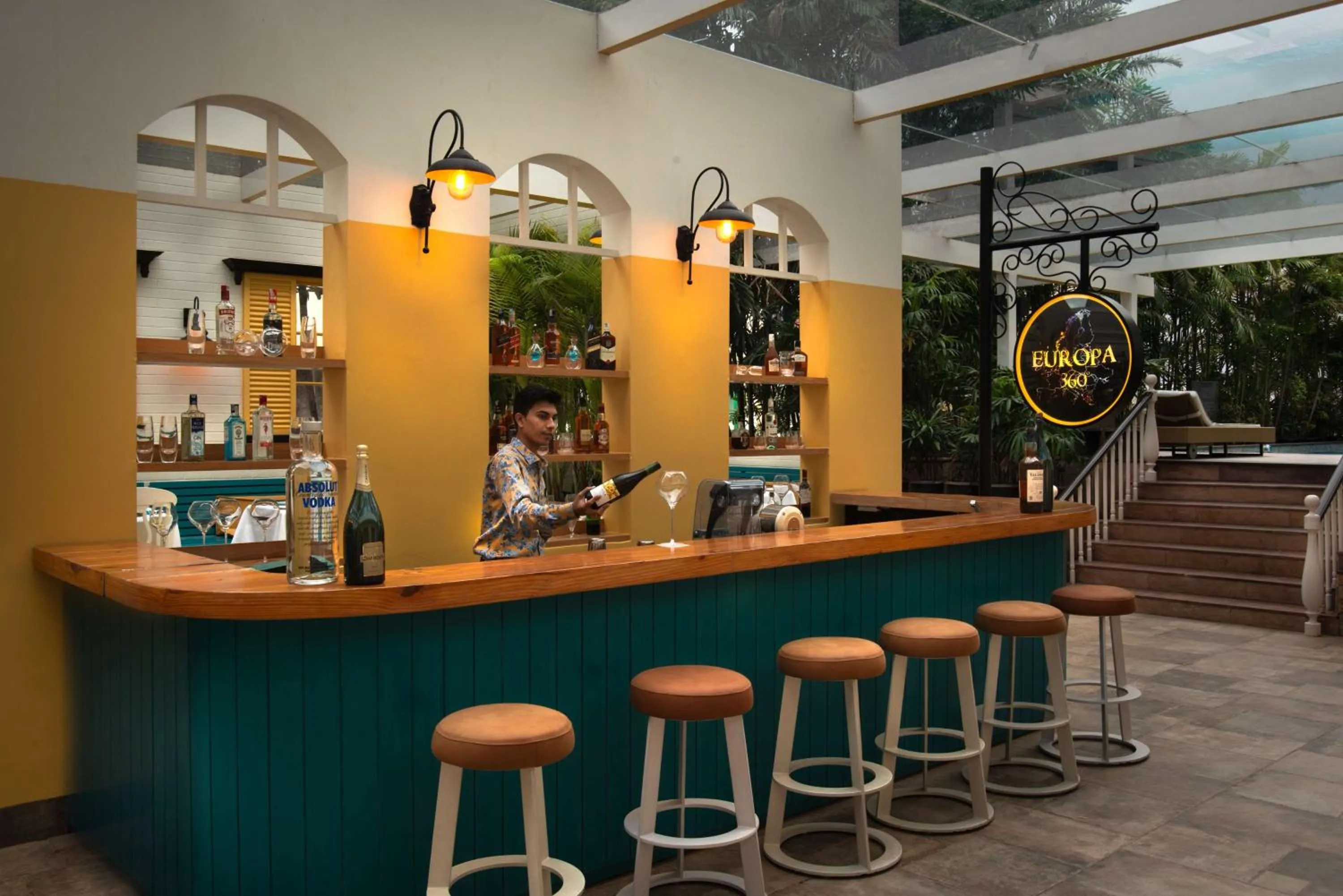 Restaurant/places to eat in Radisson Blu Bengaluru Outer Ring Road