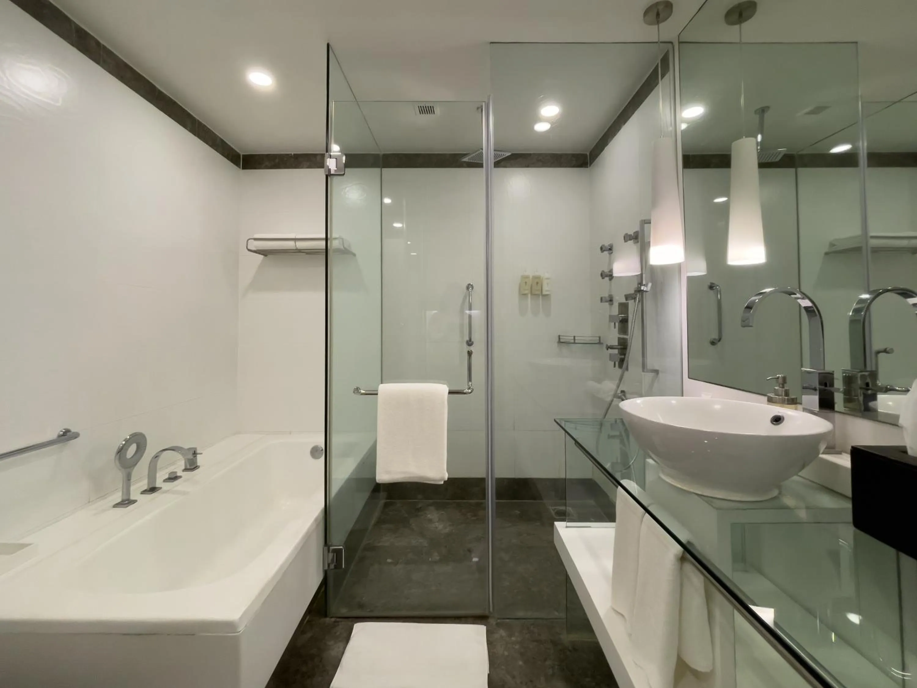 Bathroom in Radisson Blu Bengaluru Outer Ring Road