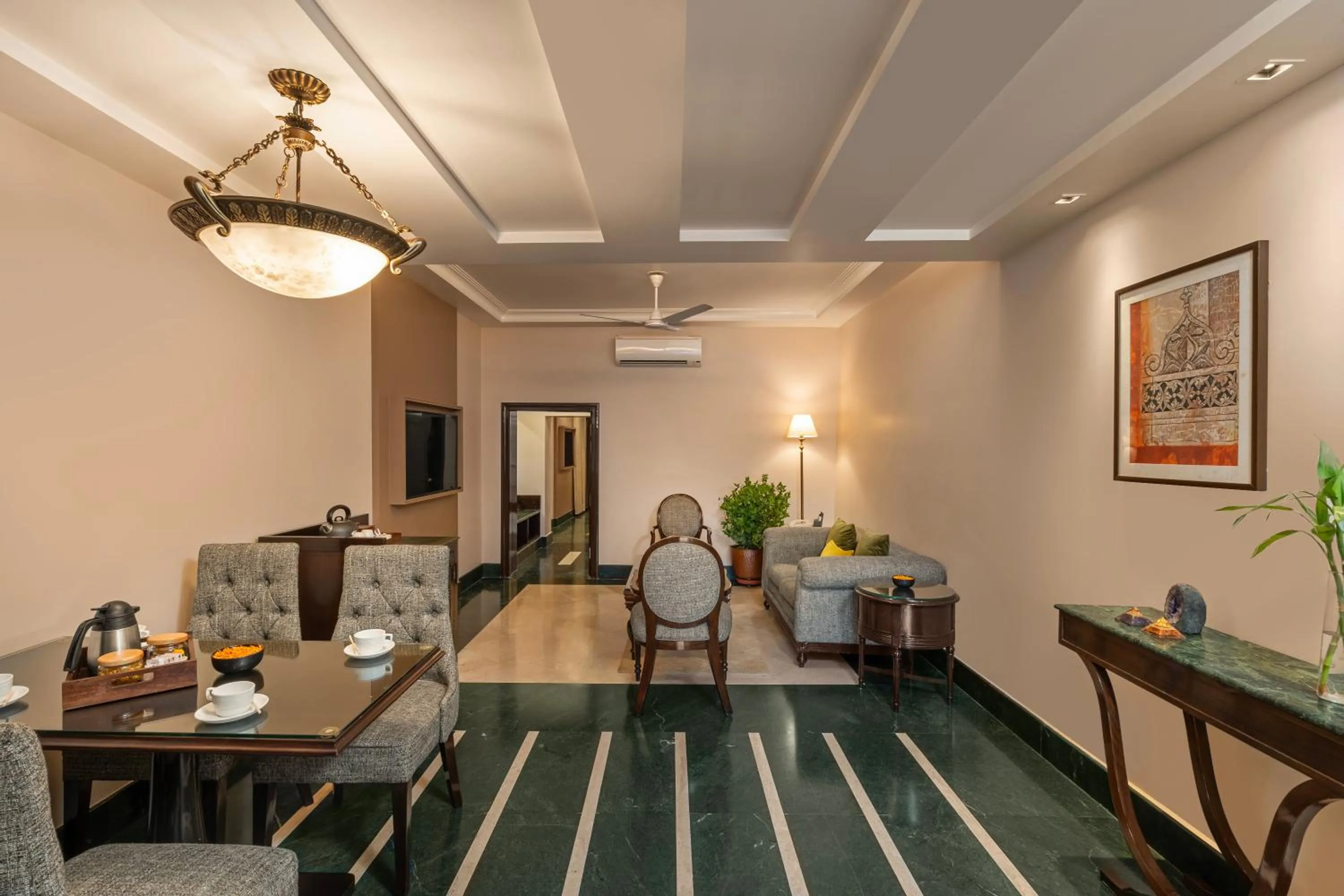 Living room in Ganga Lahari by Leisure Hotels