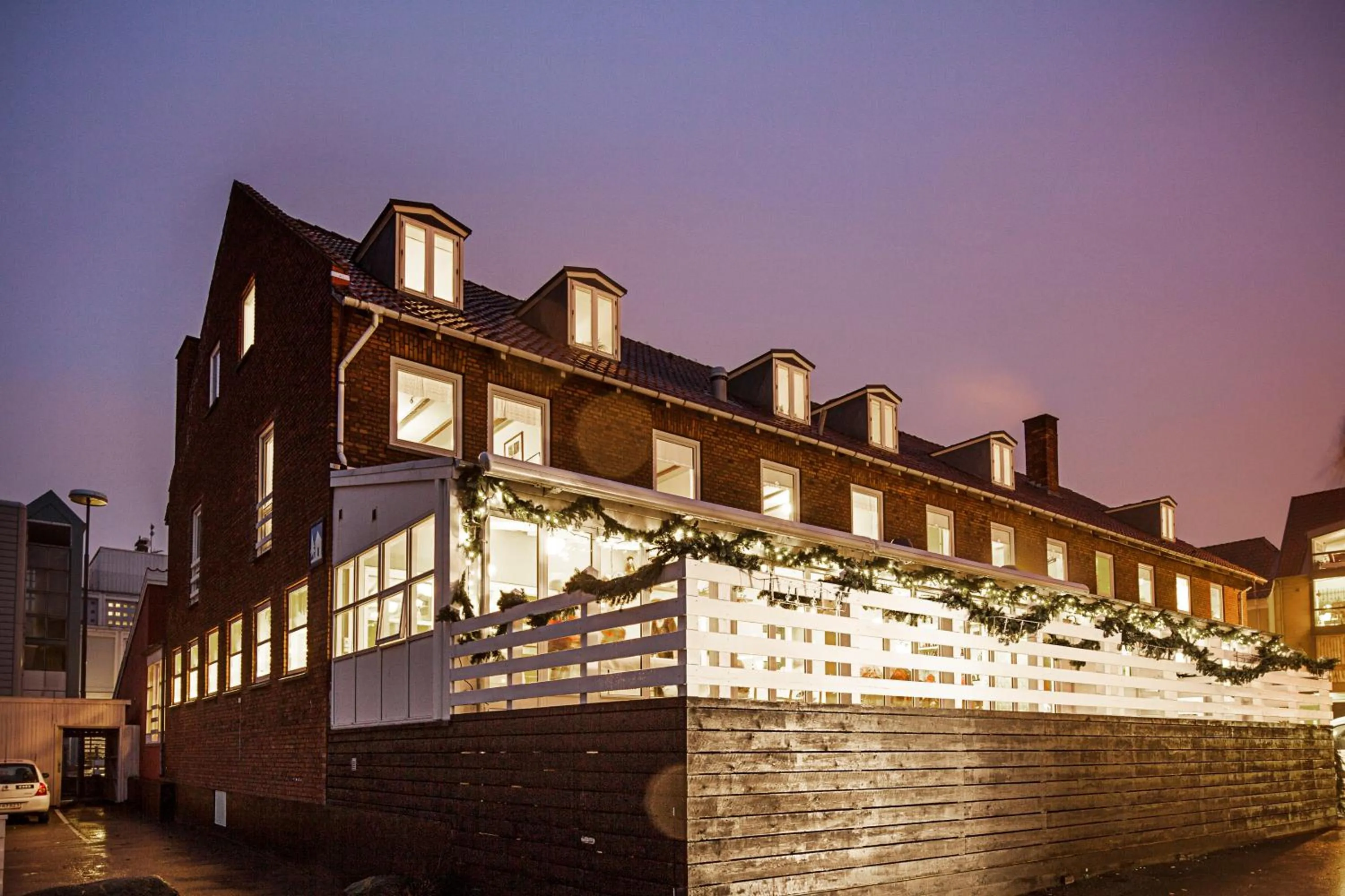 Facade/entrance in Hotel Sidesporet