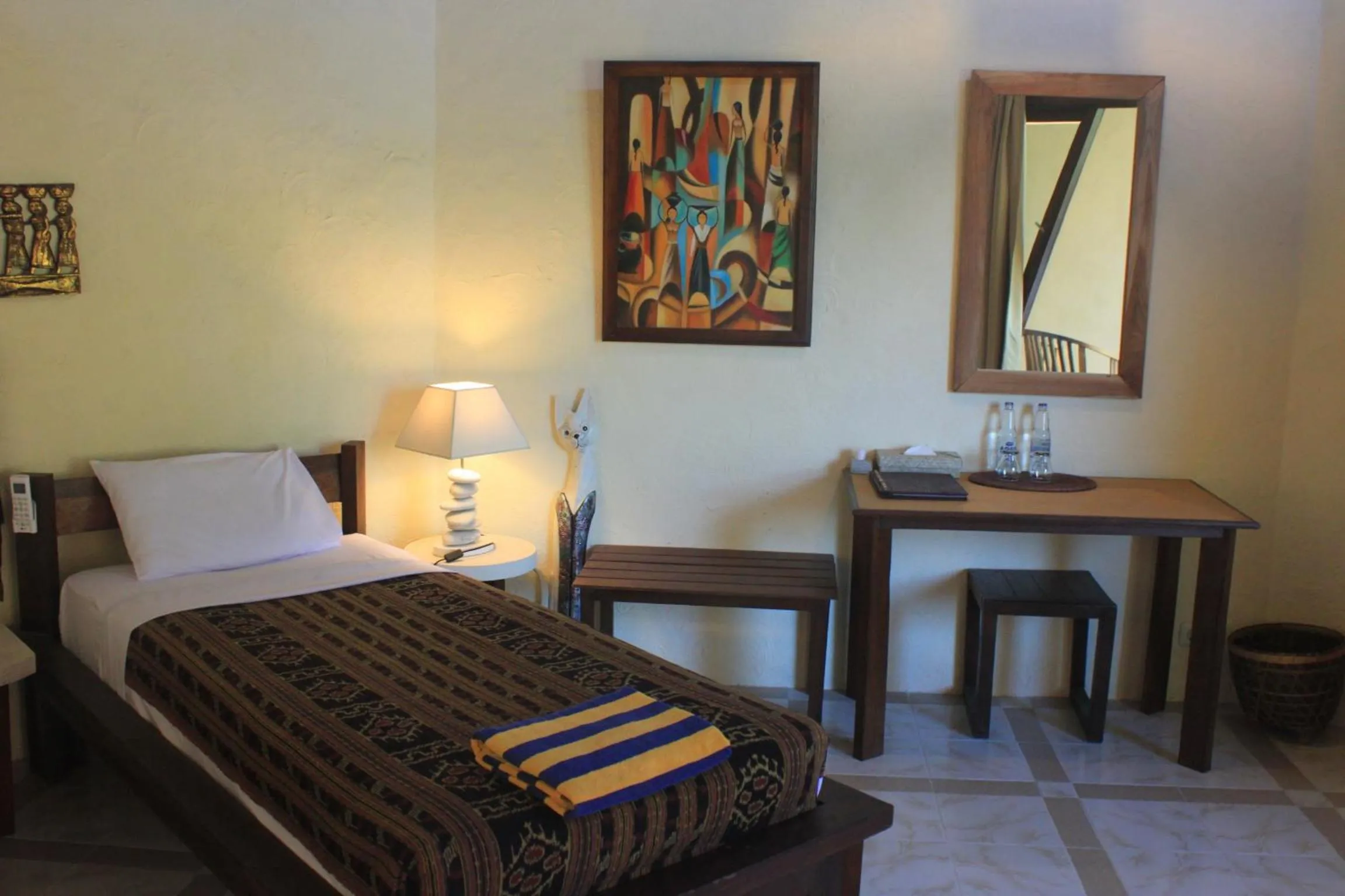 Garden, Bed in Hotel Uyah Amed Spa Resort