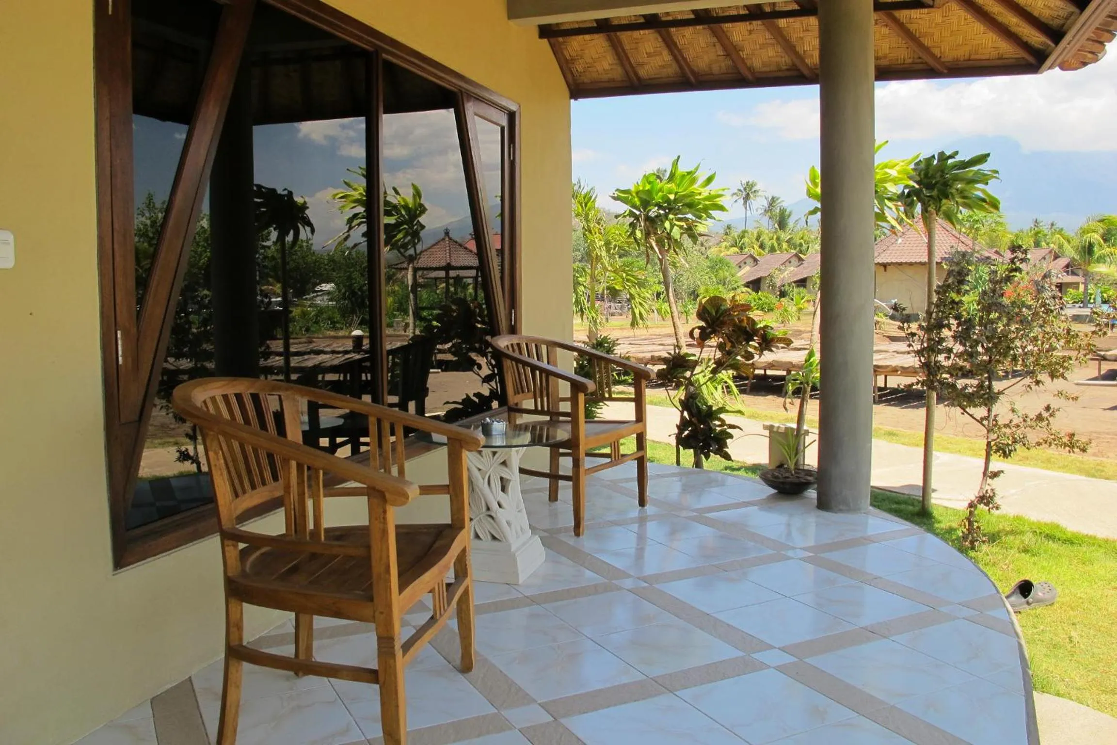 Balcony/Terrace in Hotel Uyah Amed Spa Resort