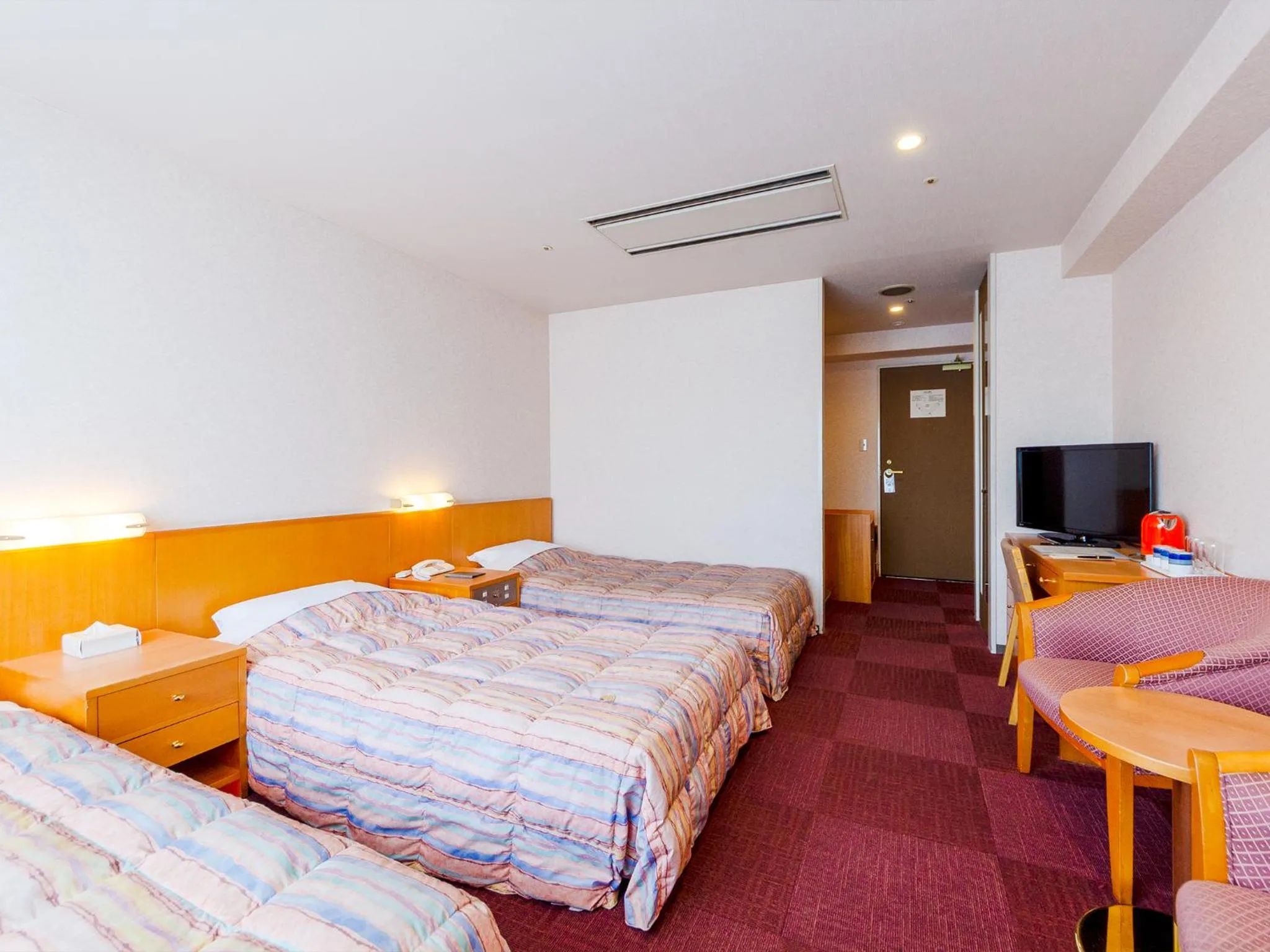 Bed in Hotel Pearl City Kobe