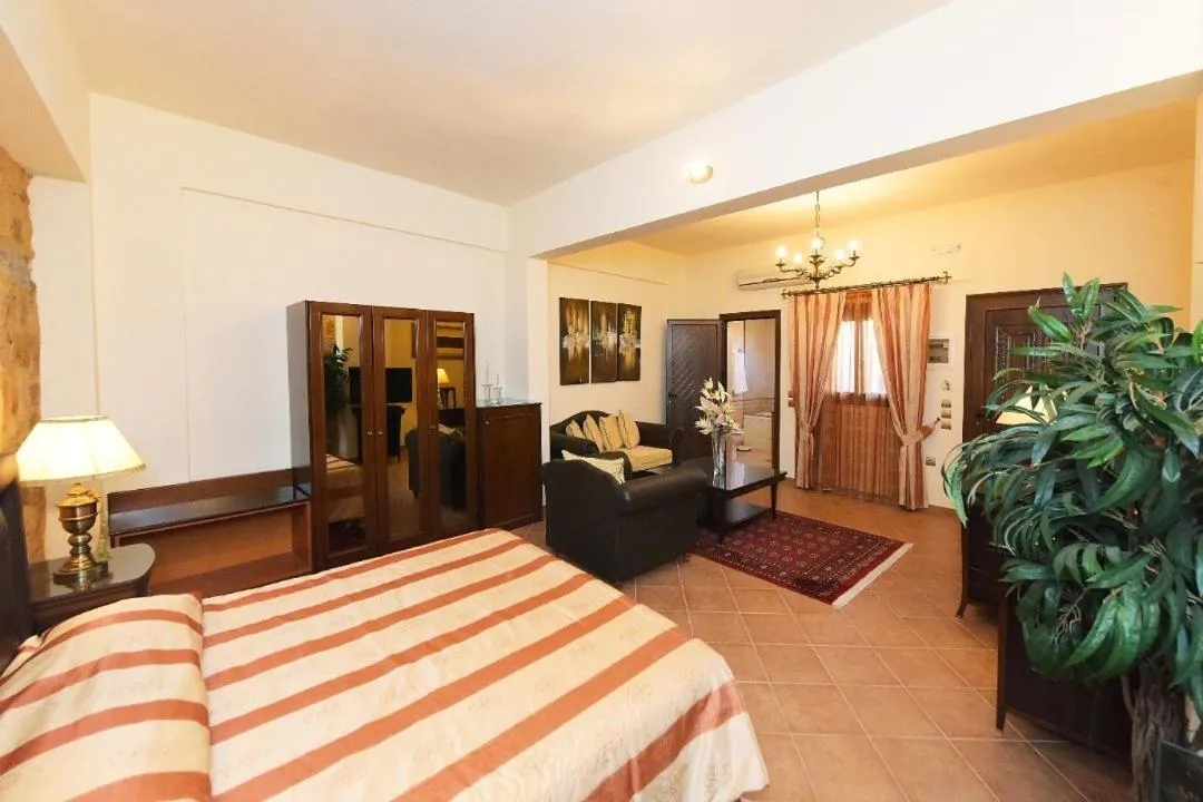 Photo of the whole room, Bed in Paris Hotel