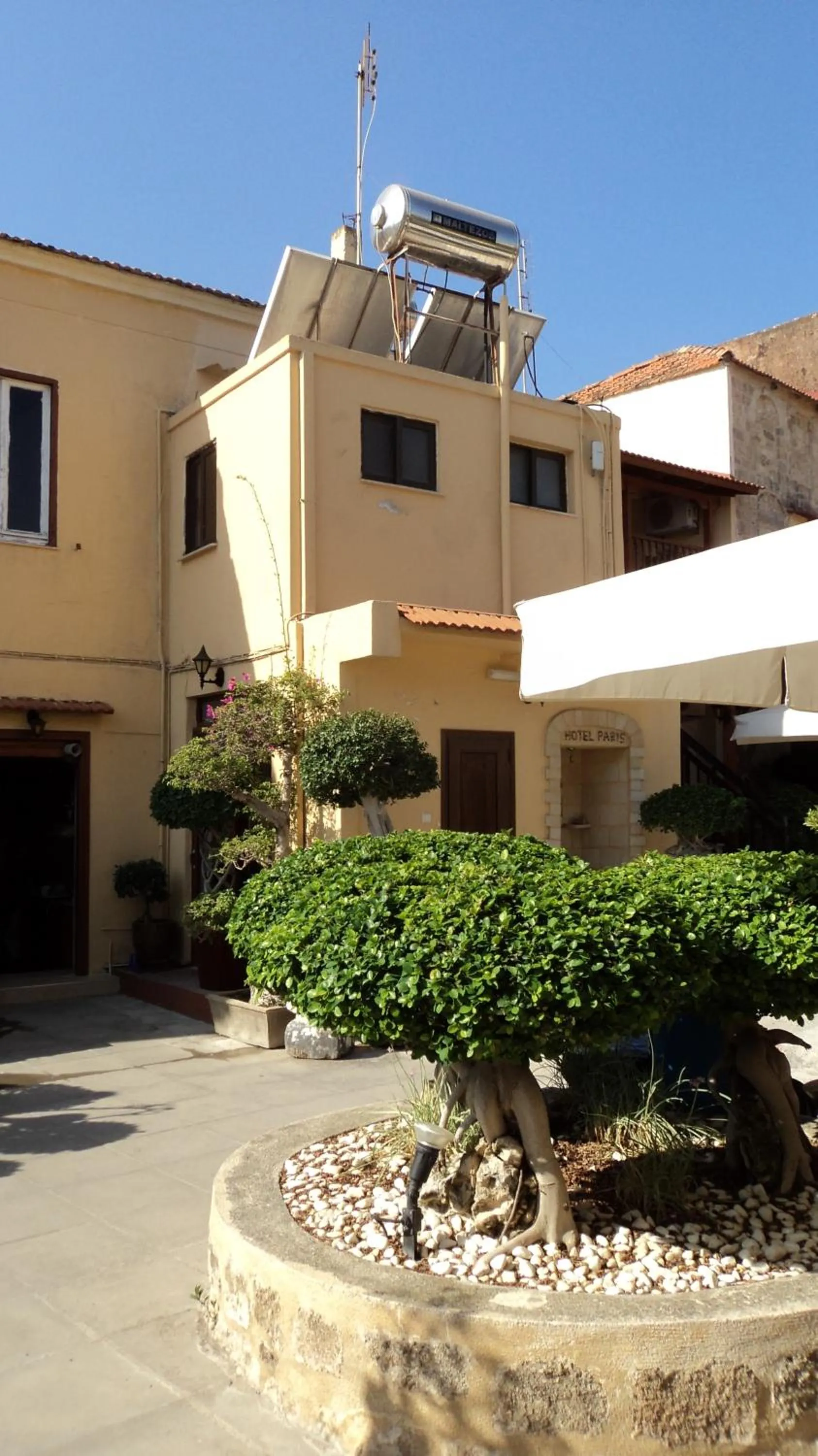 Property building in Paris Hotel