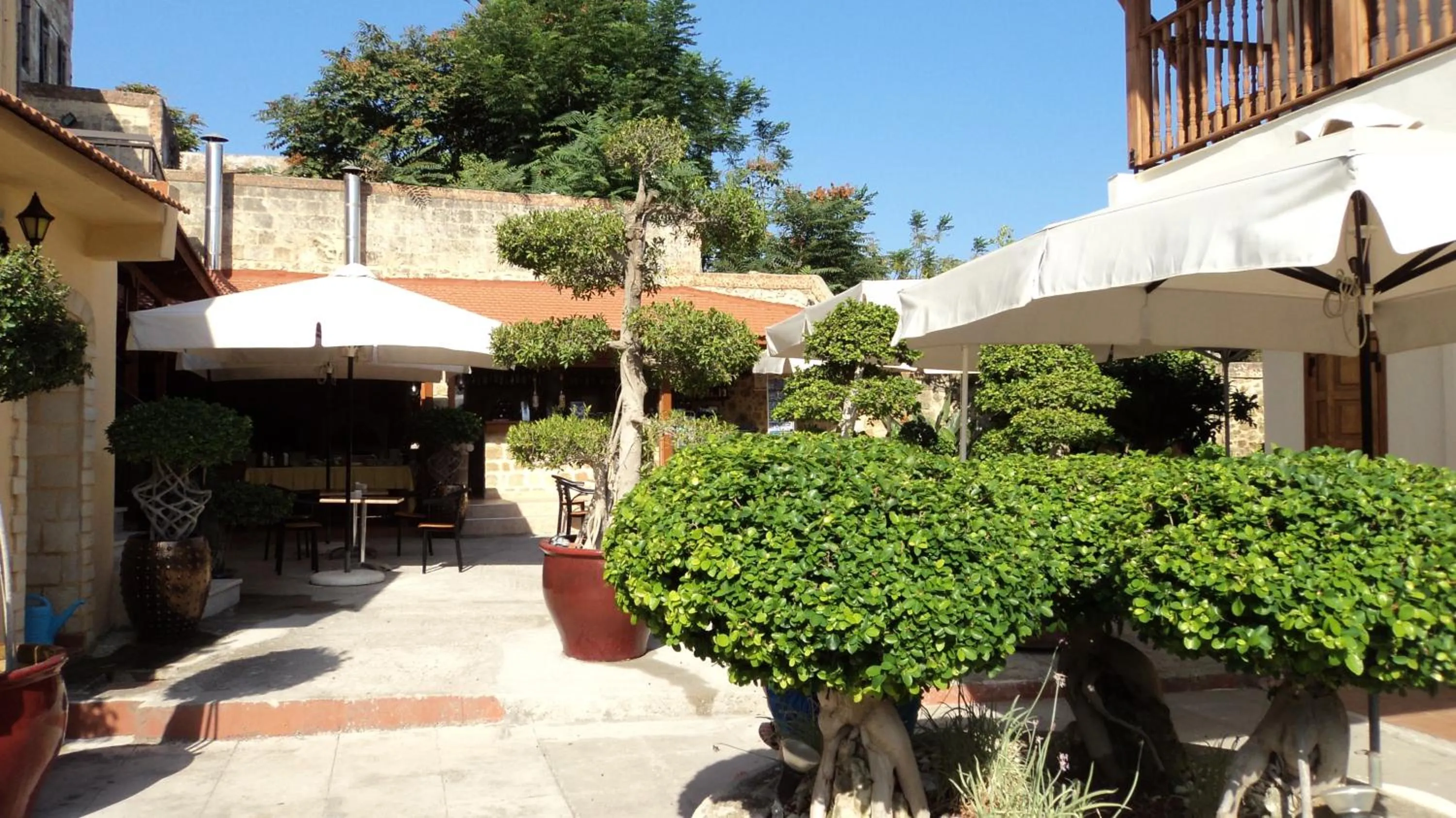 Property building in Paris Hotel