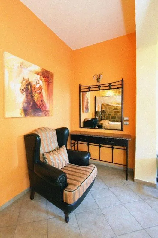 Photo of the whole room in Paris Hotel