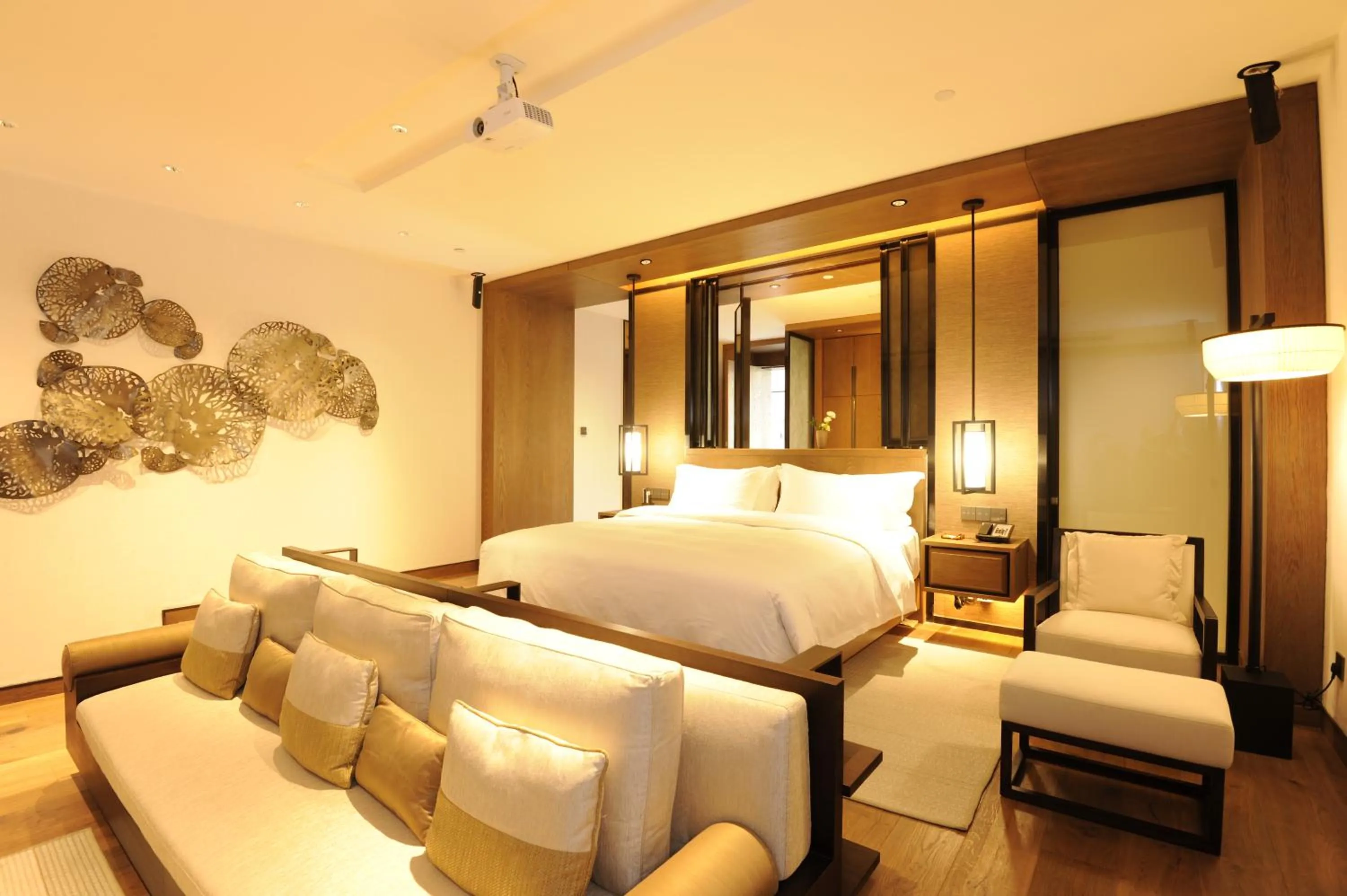 Bedroom in Jinshuo Holiday Hotel