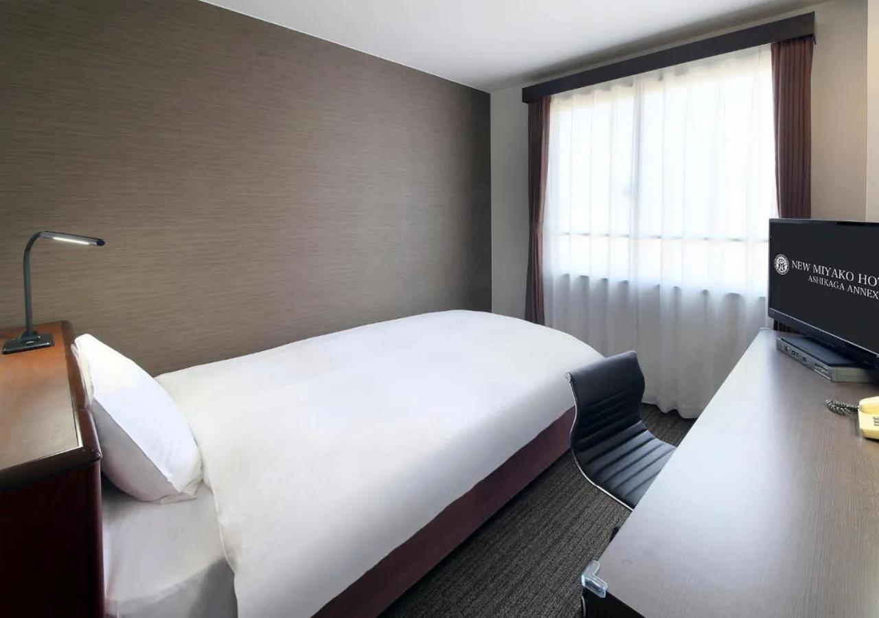 Photo of the whole room, Bed in New Miyako Hotel Ashikaga Annex