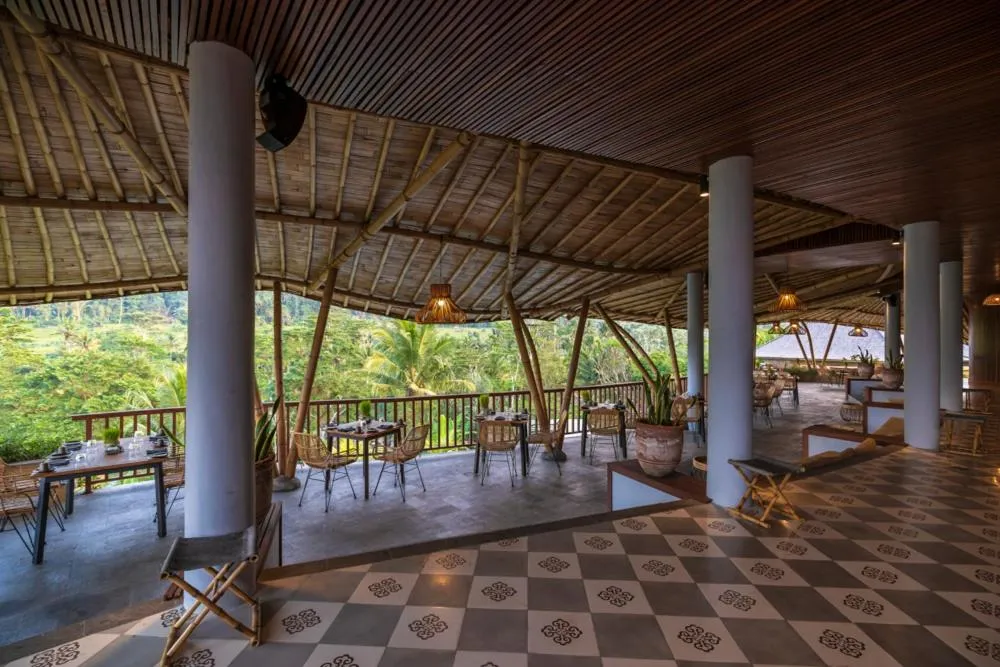 Restaurant/places to eat in Wapa di Ume Sidemen