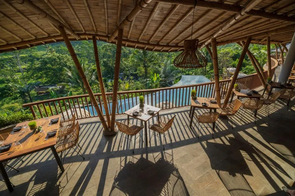 Restaurant/places to eat in Wapa di Ume Sidemen