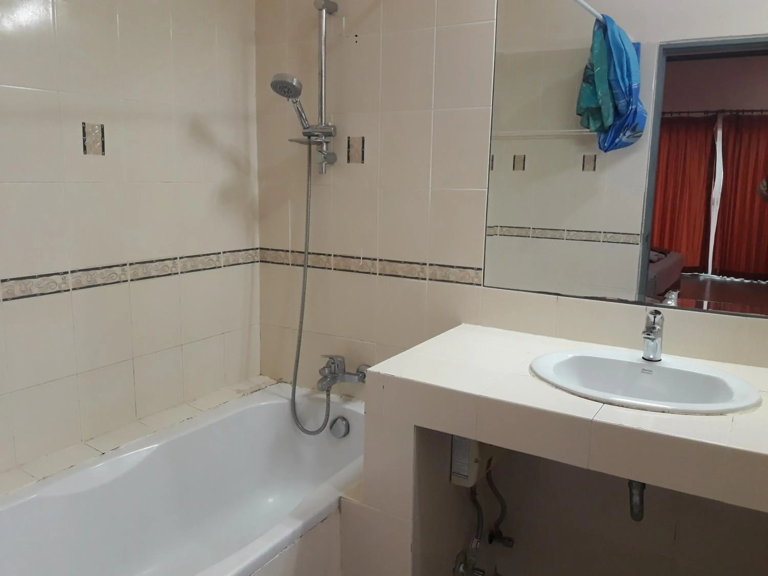 Deluxe Suite with Balcony in Southern Fried Rice Deluxe Suite with Balcony in Southern Fried Rice