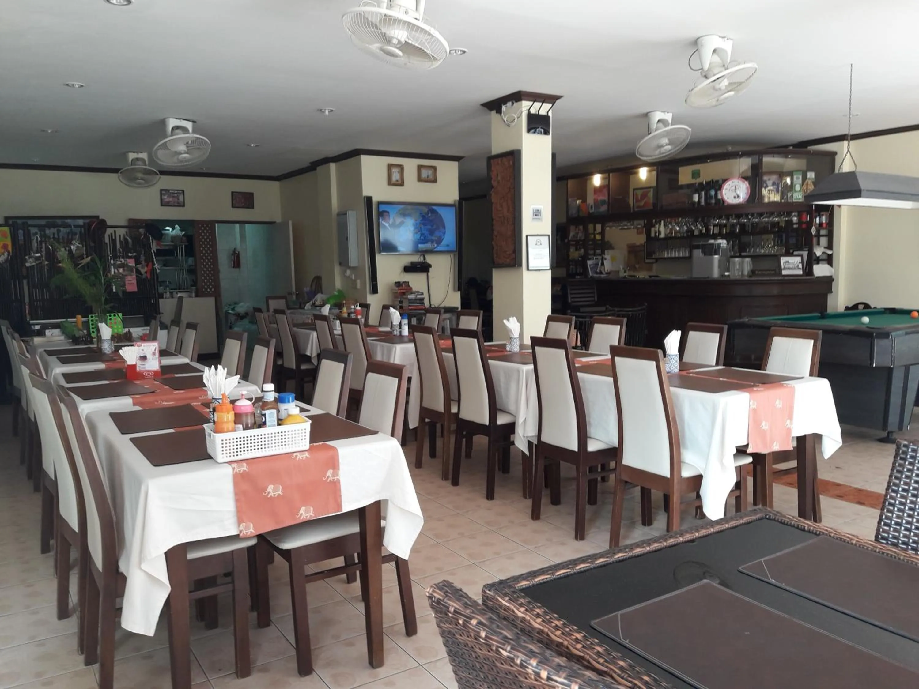 Restaurant/places to eat in Southern Fried Rice