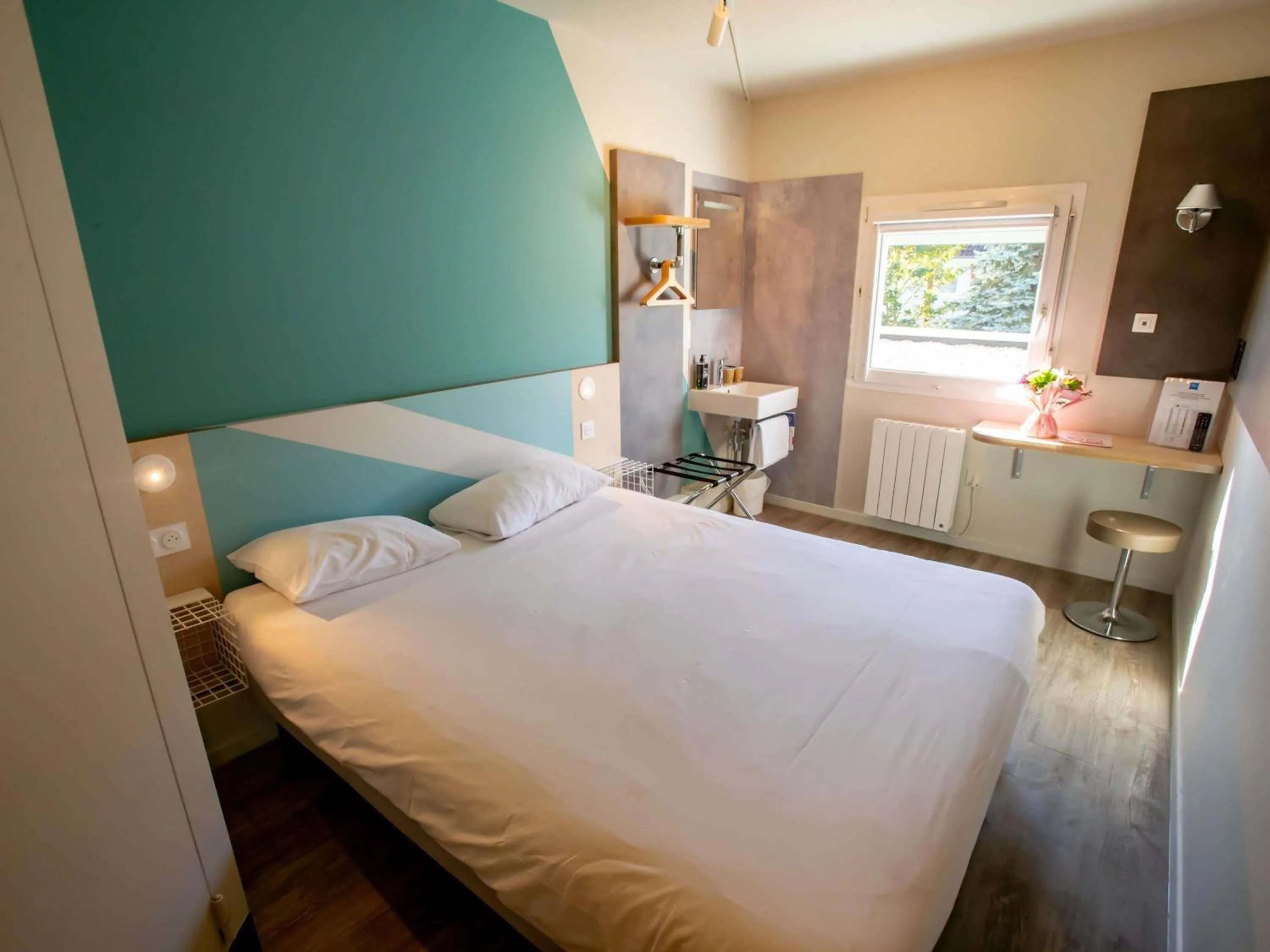 Bedroom, Bed in ibis budget Haguenau Strasbourg Nord