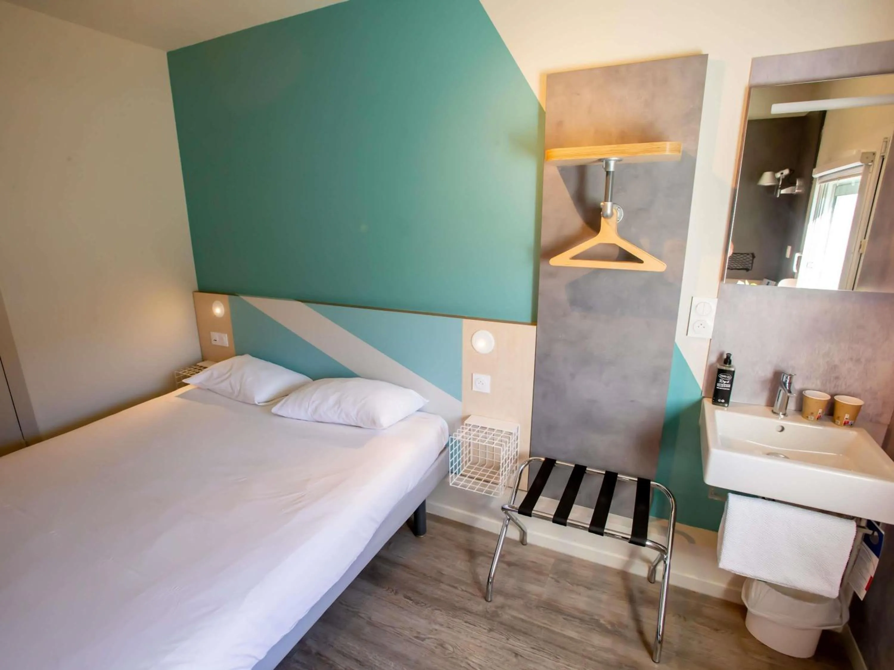 Bedroom, Bed in ibis budget Haguenau Strasbourg Nord