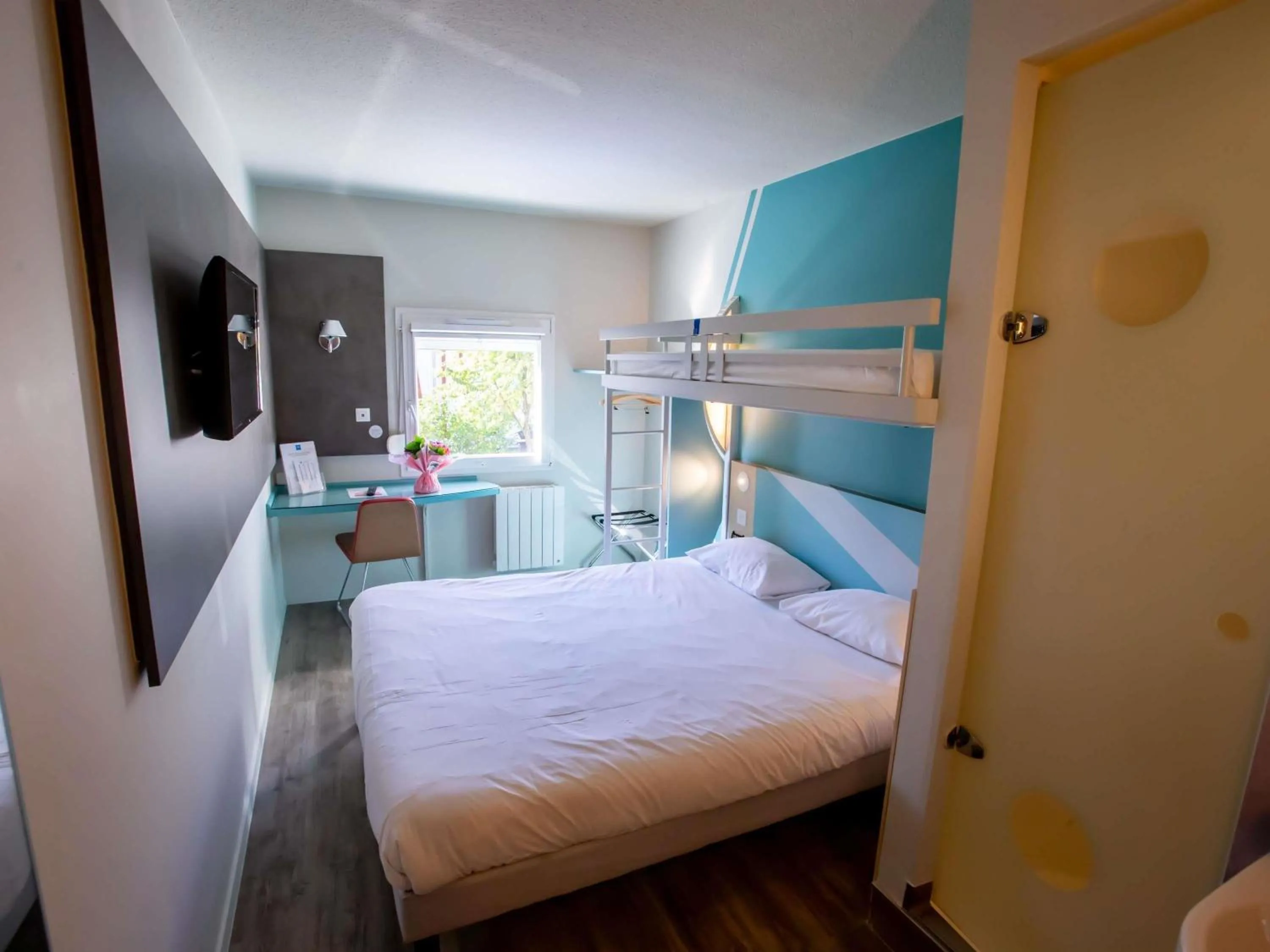 Bedroom, Bed in ibis budget Haguenau Strasbourg Nord