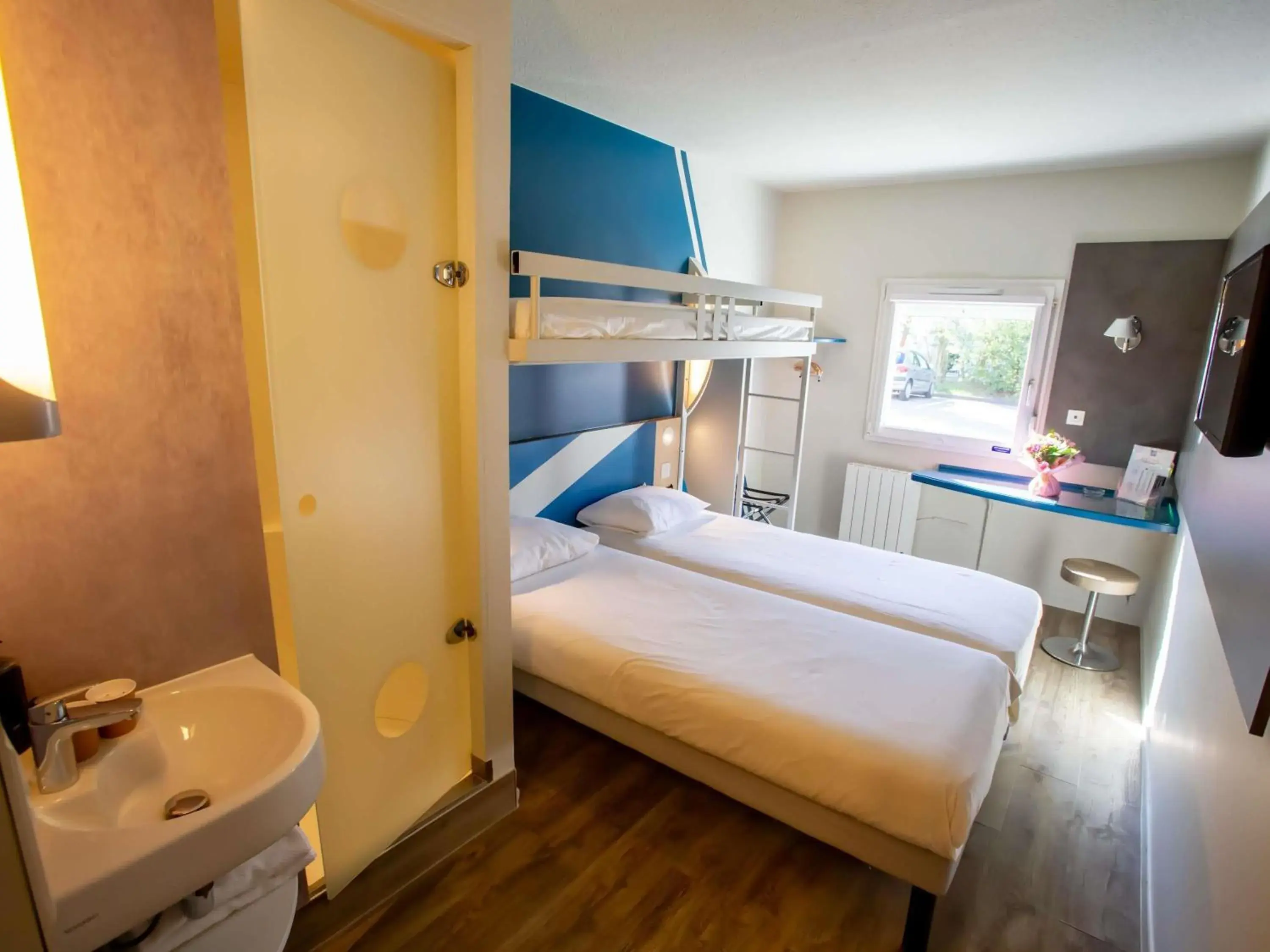 Triple Room in ibis budget Haguenau Strasbourg Nord Triple Room in ibis budget Haguenau Strasbourg Nord