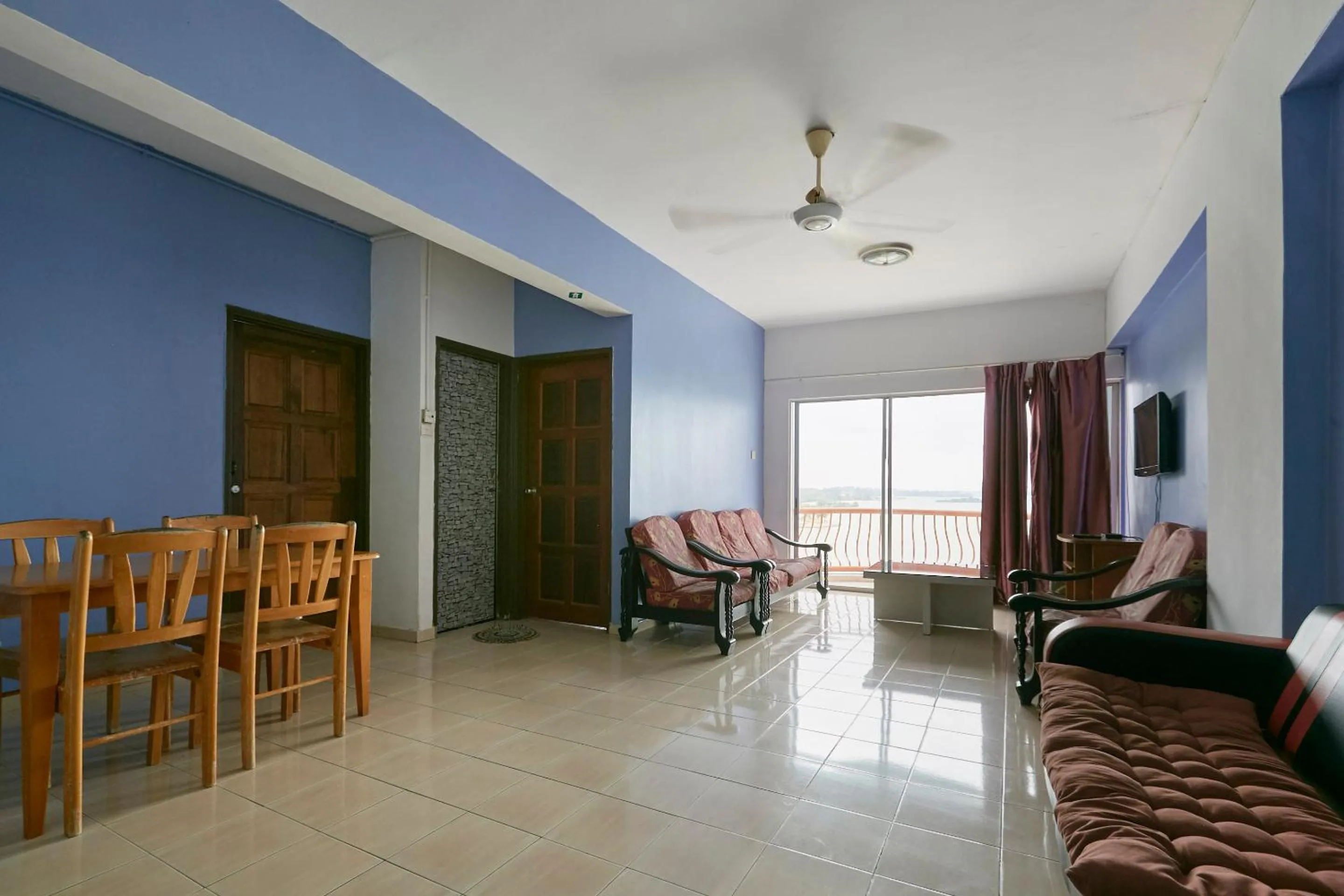 Living room in JC Private Apartment Sunshine Bay