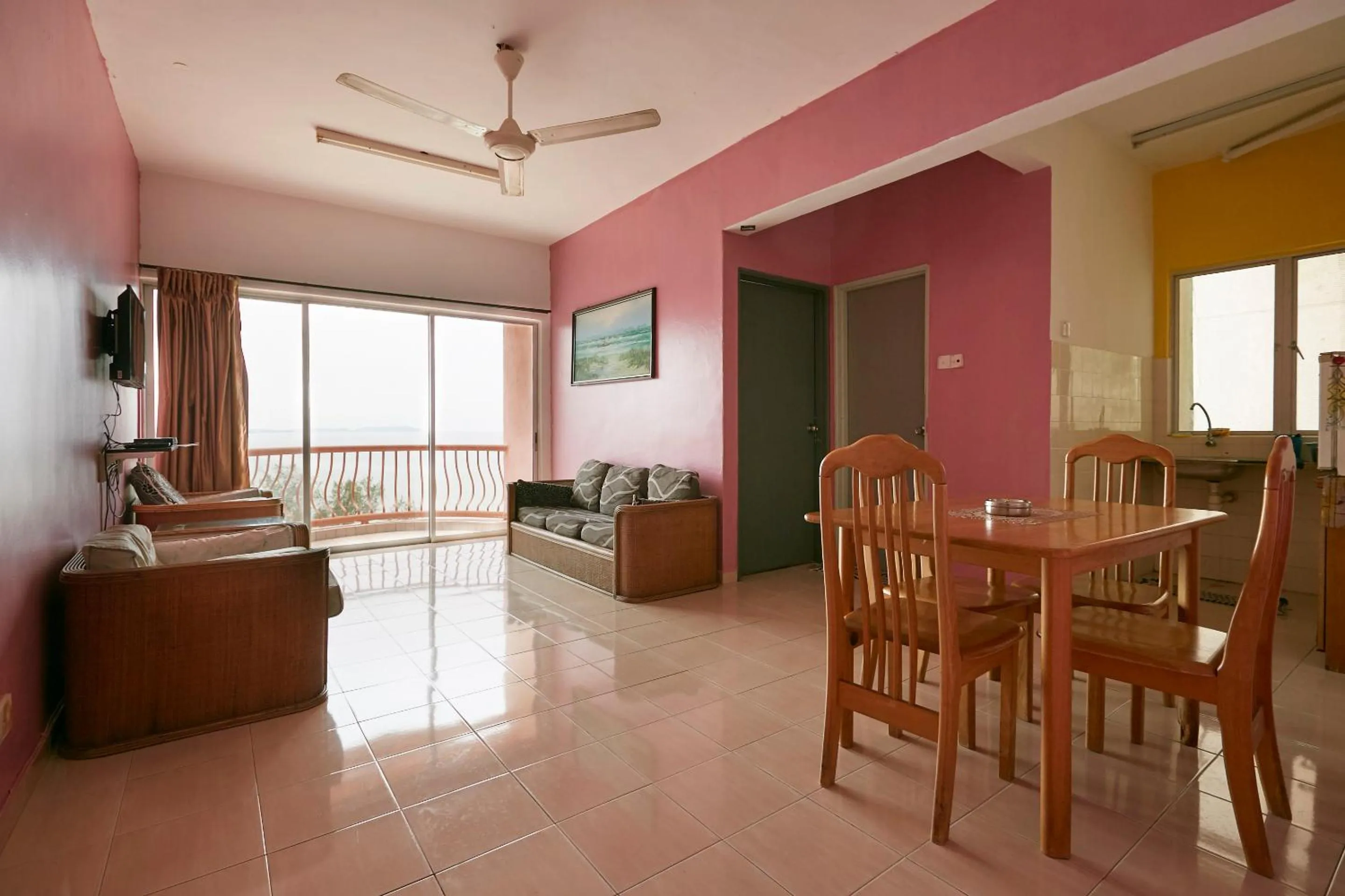 Living room in JC Private Apartment Sunshine Bay