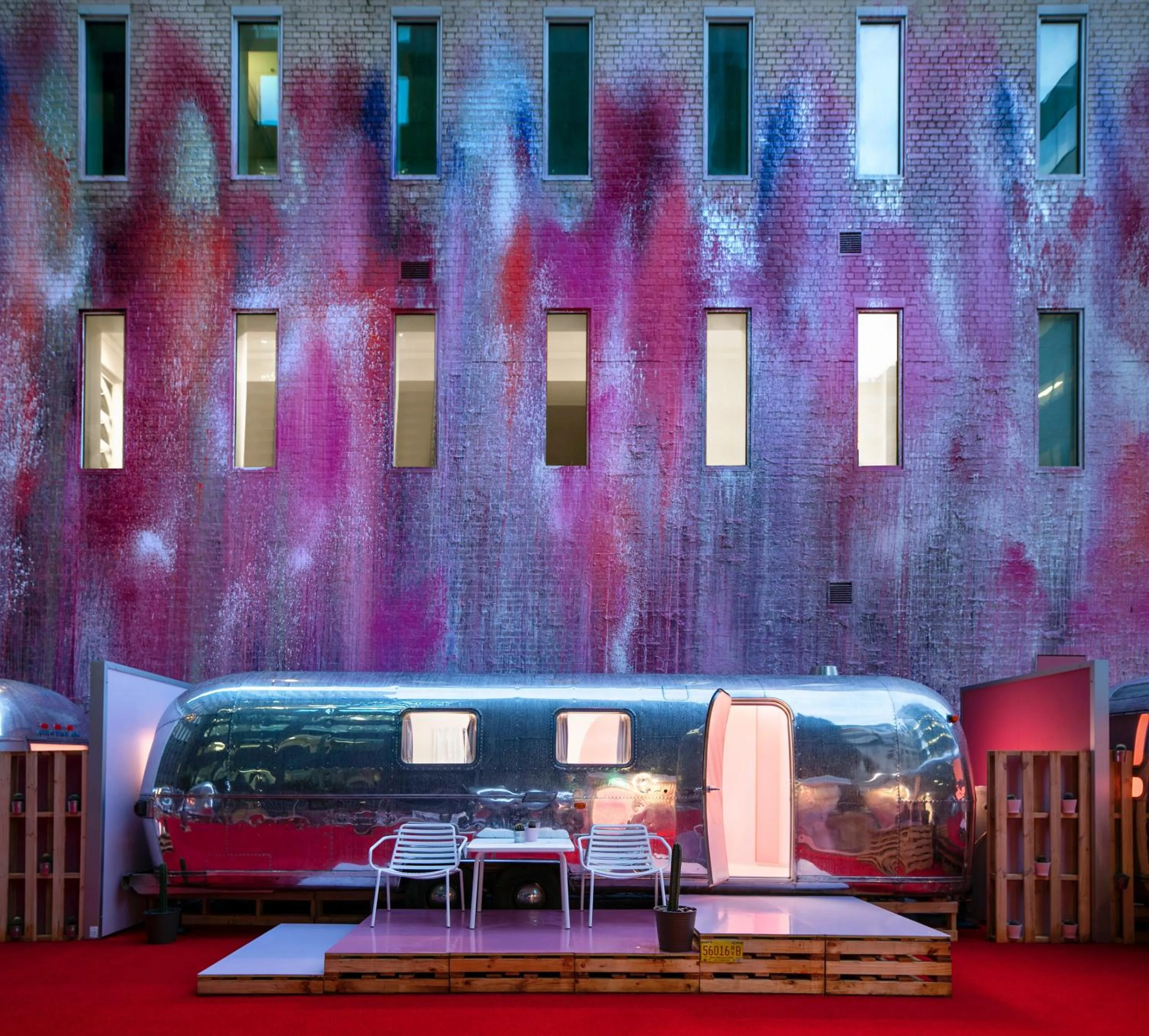 Facade/entrance in Hotel No