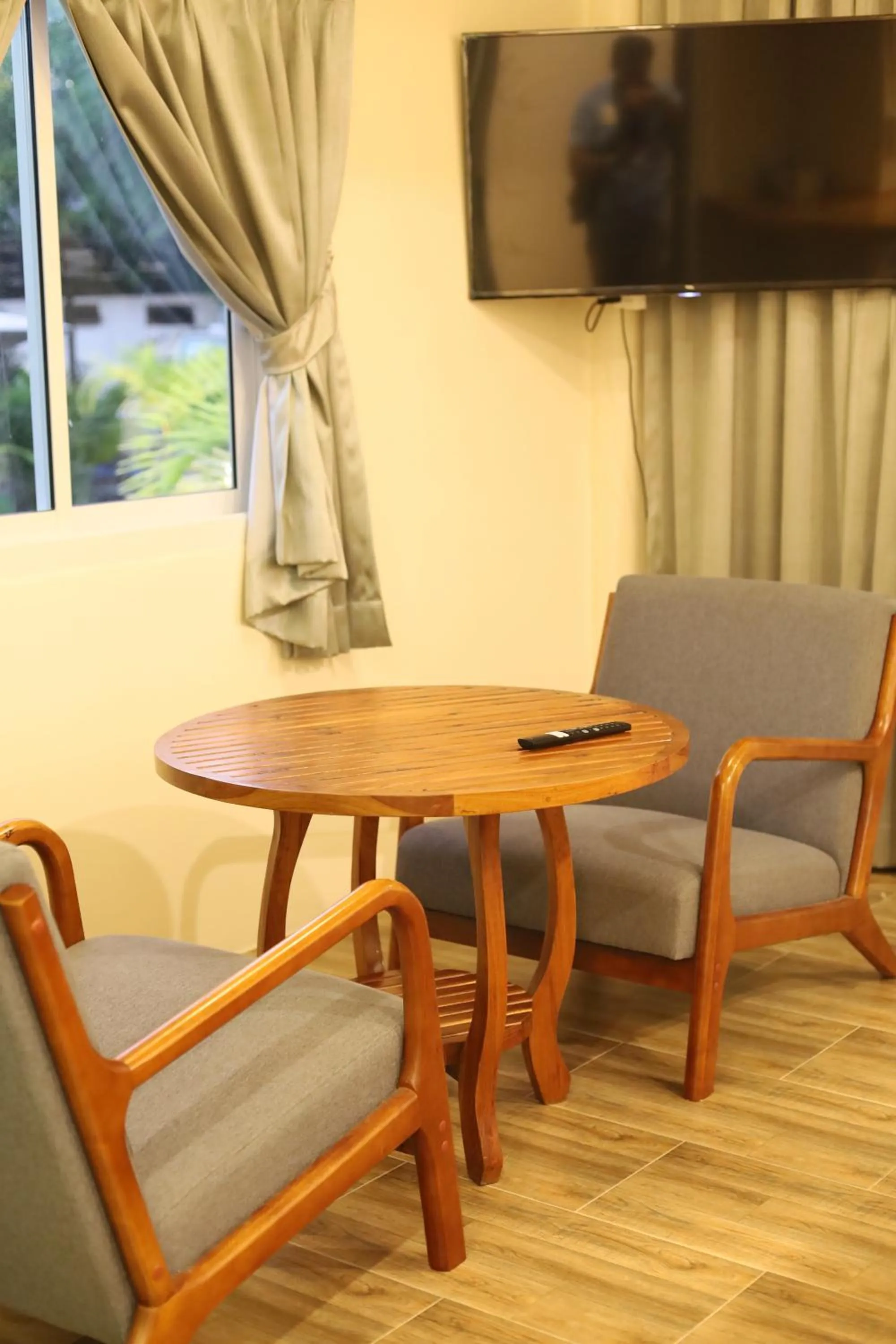 TV and multimedia in Shanti Boutique Hotel