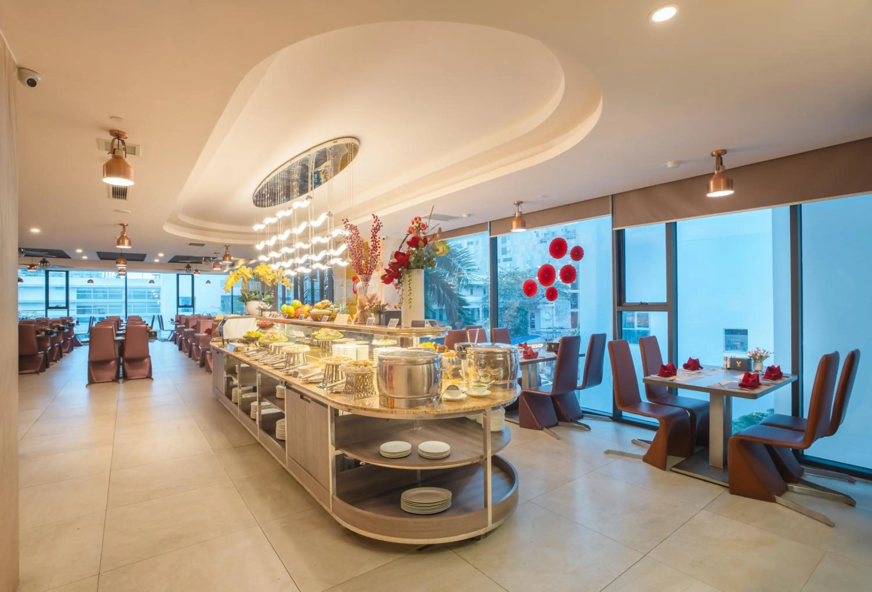 Restaurant/places to eat in V Hotel Nha Trang