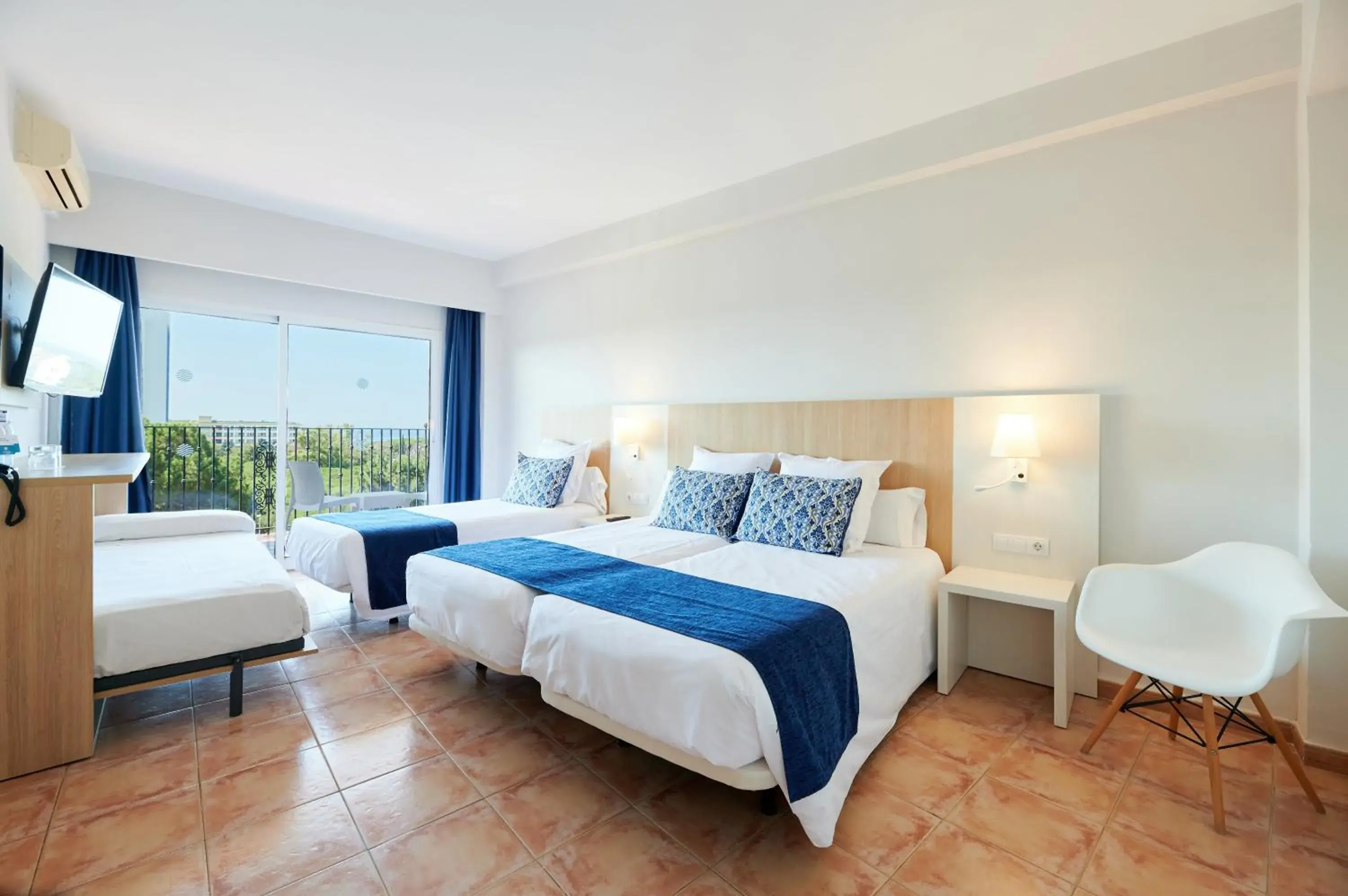 Family Room in AluaSun Marbella Park Family Room in AluaSun Marbella Park