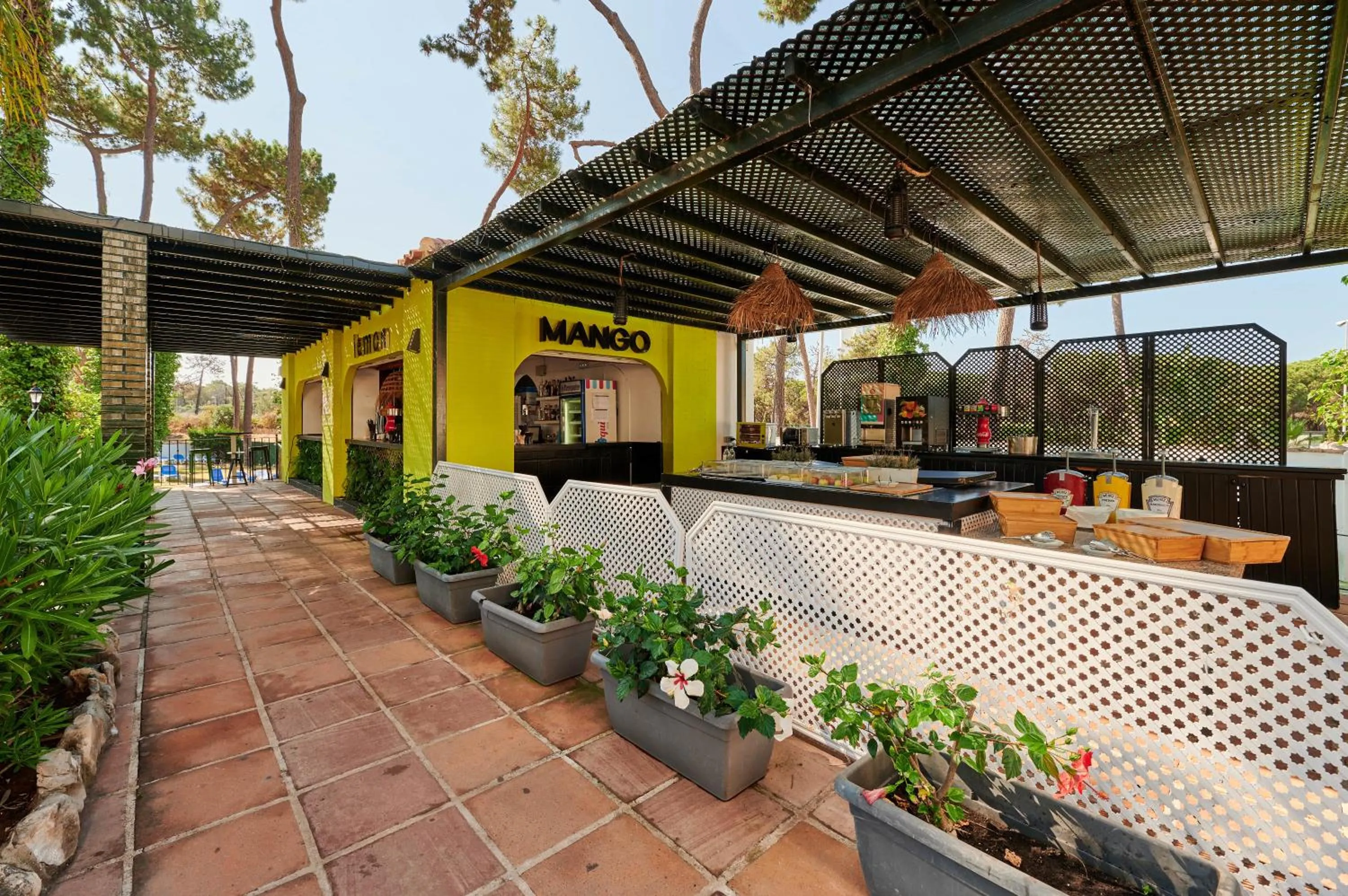 Day in AluaSun Marbella Park